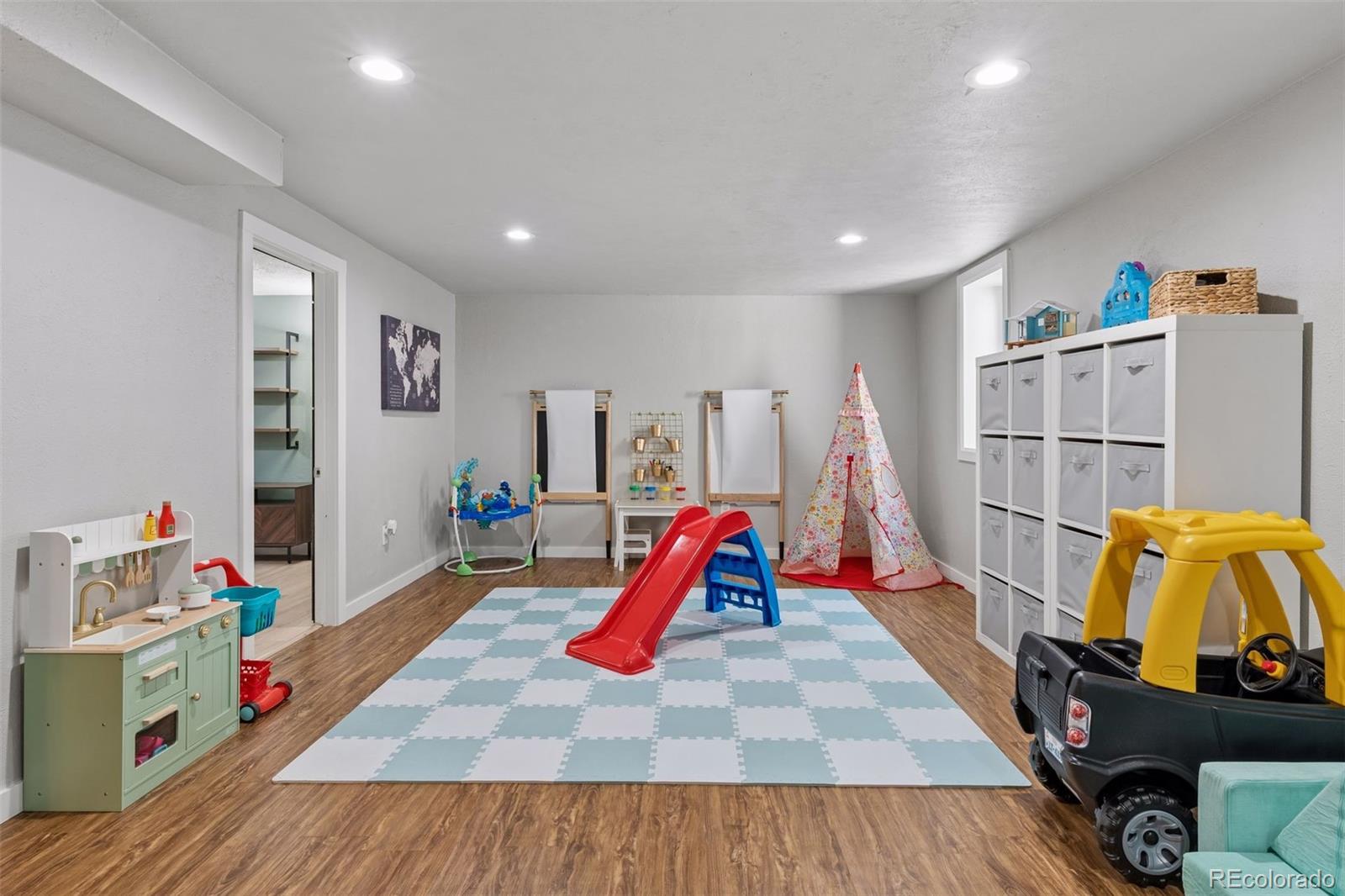 MLS Image #27 for 8308 w 72nd avenue,arvada, Colorado