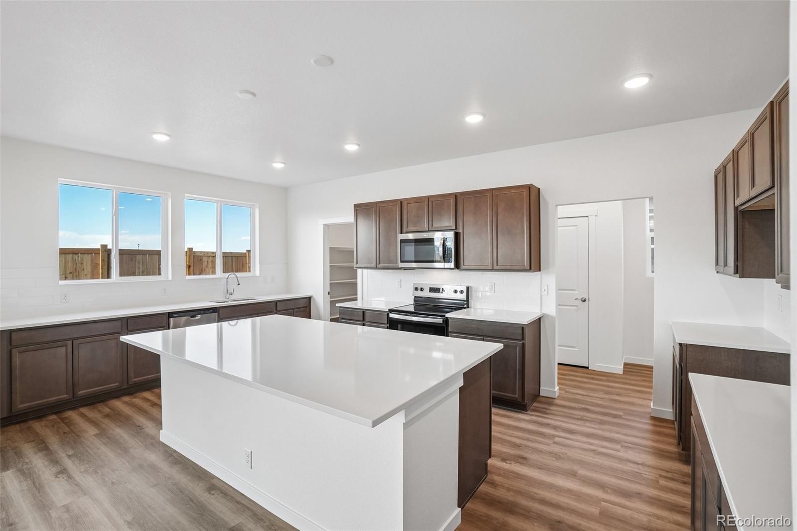 MLS Image #11 for 1460  boyle street,windsor, Colorado
