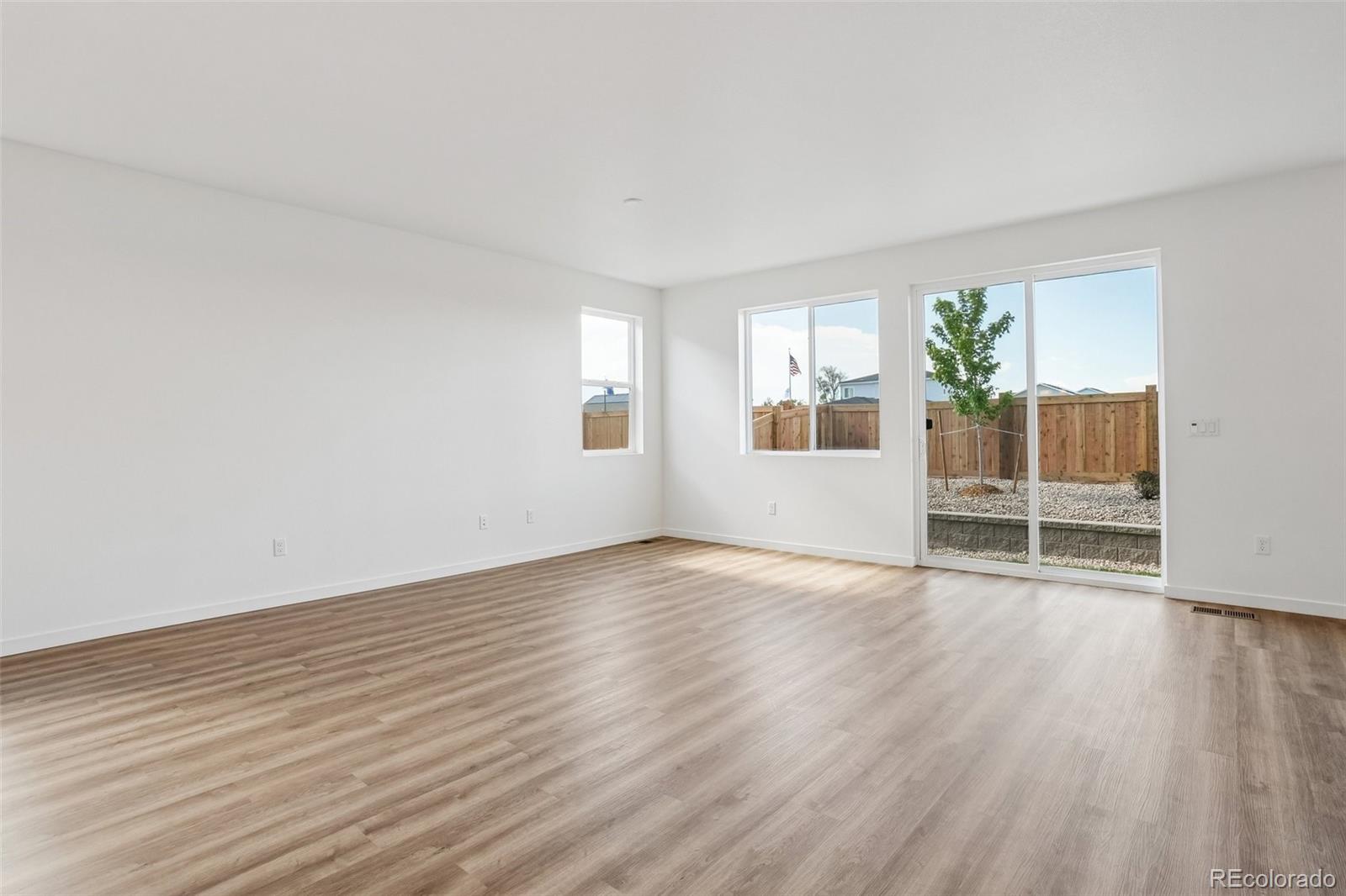 MLS Image #7 for 1460  boyle street,windsor, Colorado
