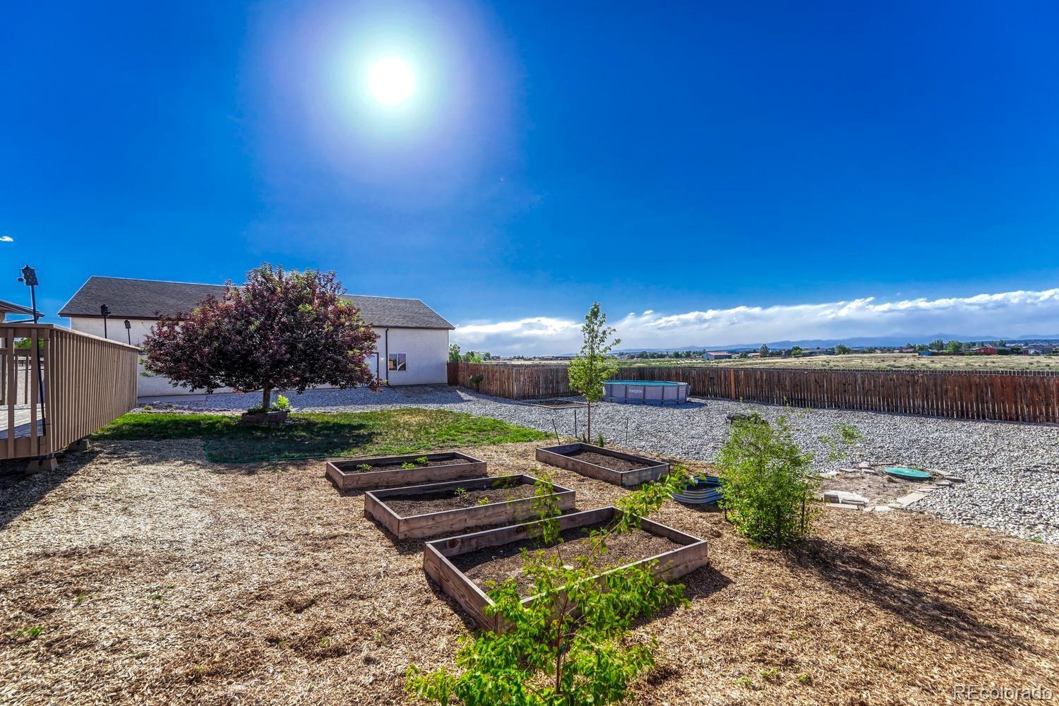 MLS Image #10 for 831 e paseo dorado drive,pueblo, Colorado