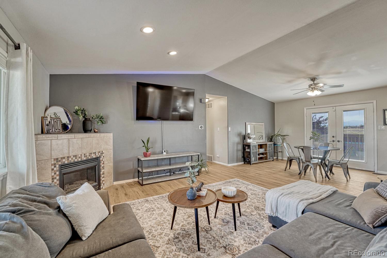 MLS Image #3 for 831 e paseo dorado drive,pueblo, Colorado