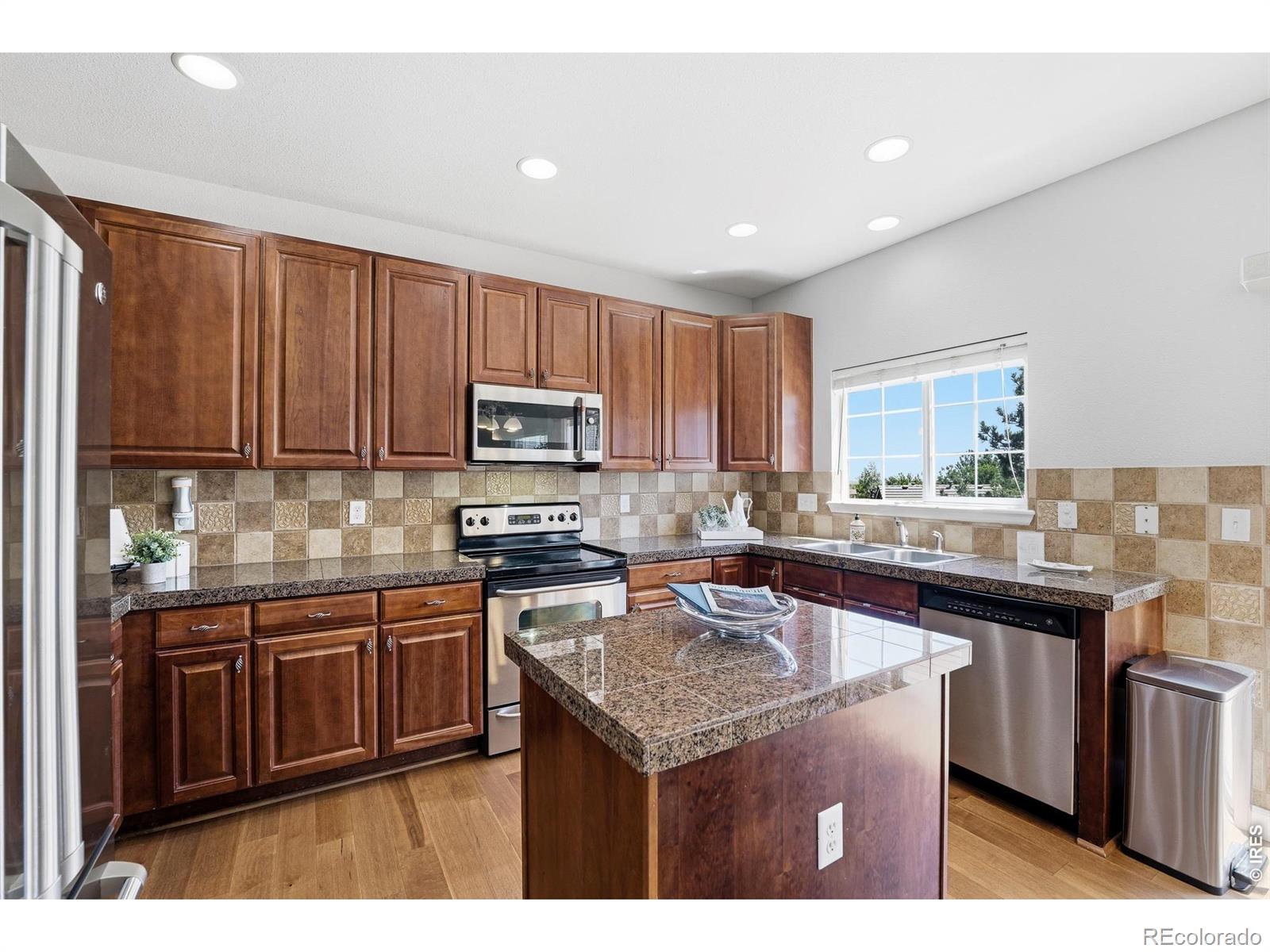 MLS Image #12 for 3722  castle peak avenue,superior, Colorado