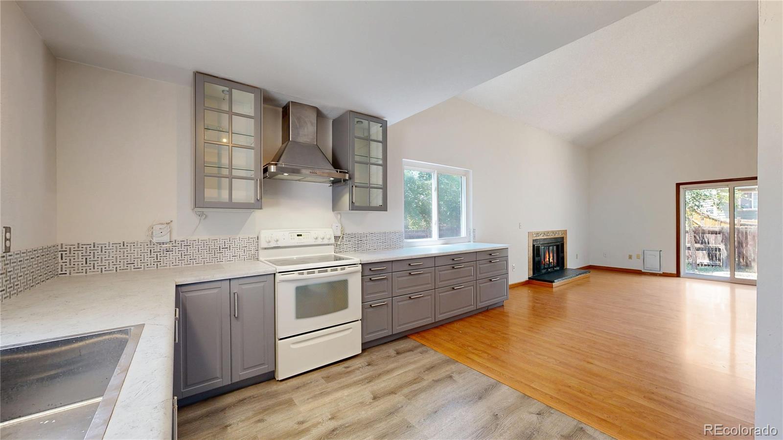 MLS Image #3 for 4381 e 126th place,thornton, Colorado