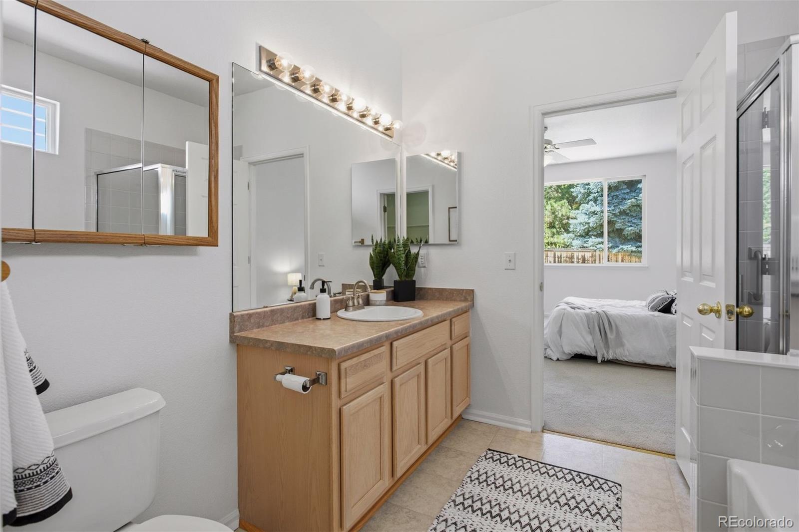 MLS Image #23 for 10627  madison street,denver, Colorado