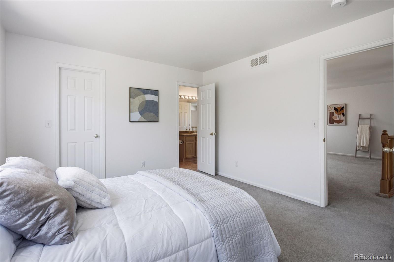 MLS Image #32 for 10627  madison street,denver, Colorado