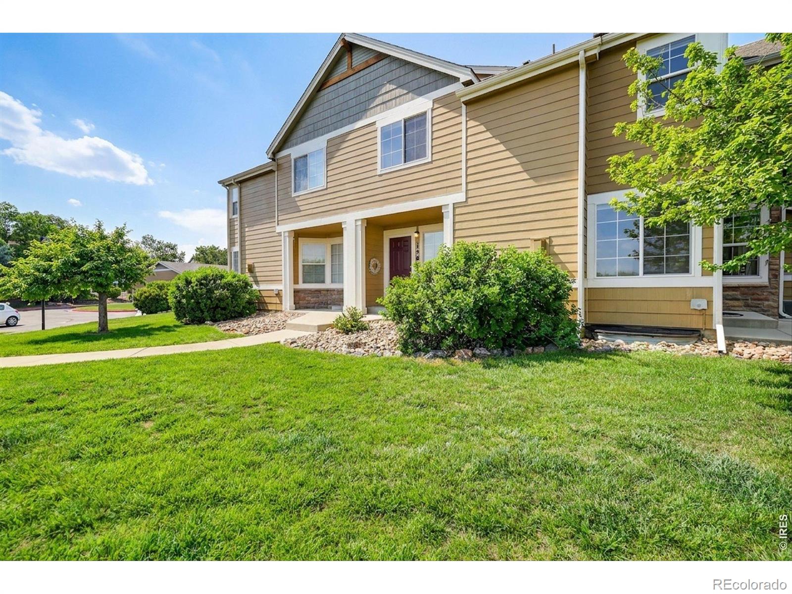 MLS Image #2 for 805  summer hawk drive,longmont, Colorado