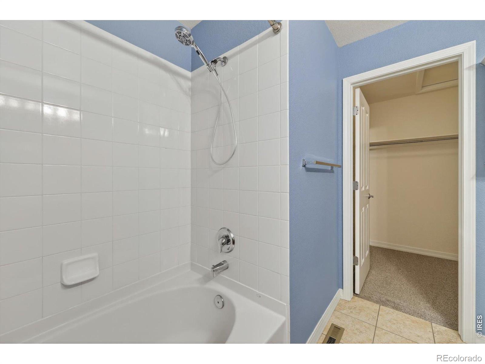 MLS Image #22 for 805  summer hawk drive,longmont, Colorado