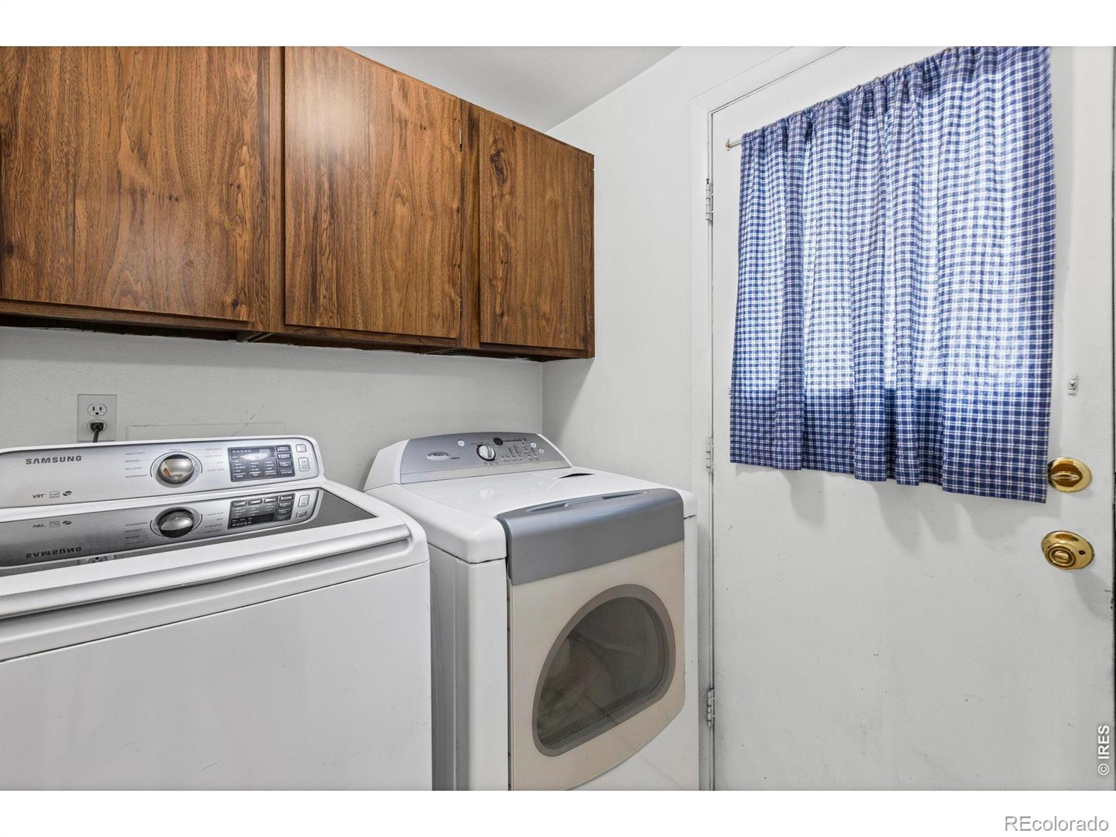 MLS Image #15 for 512  locust grove drive,fort collins, Colorado