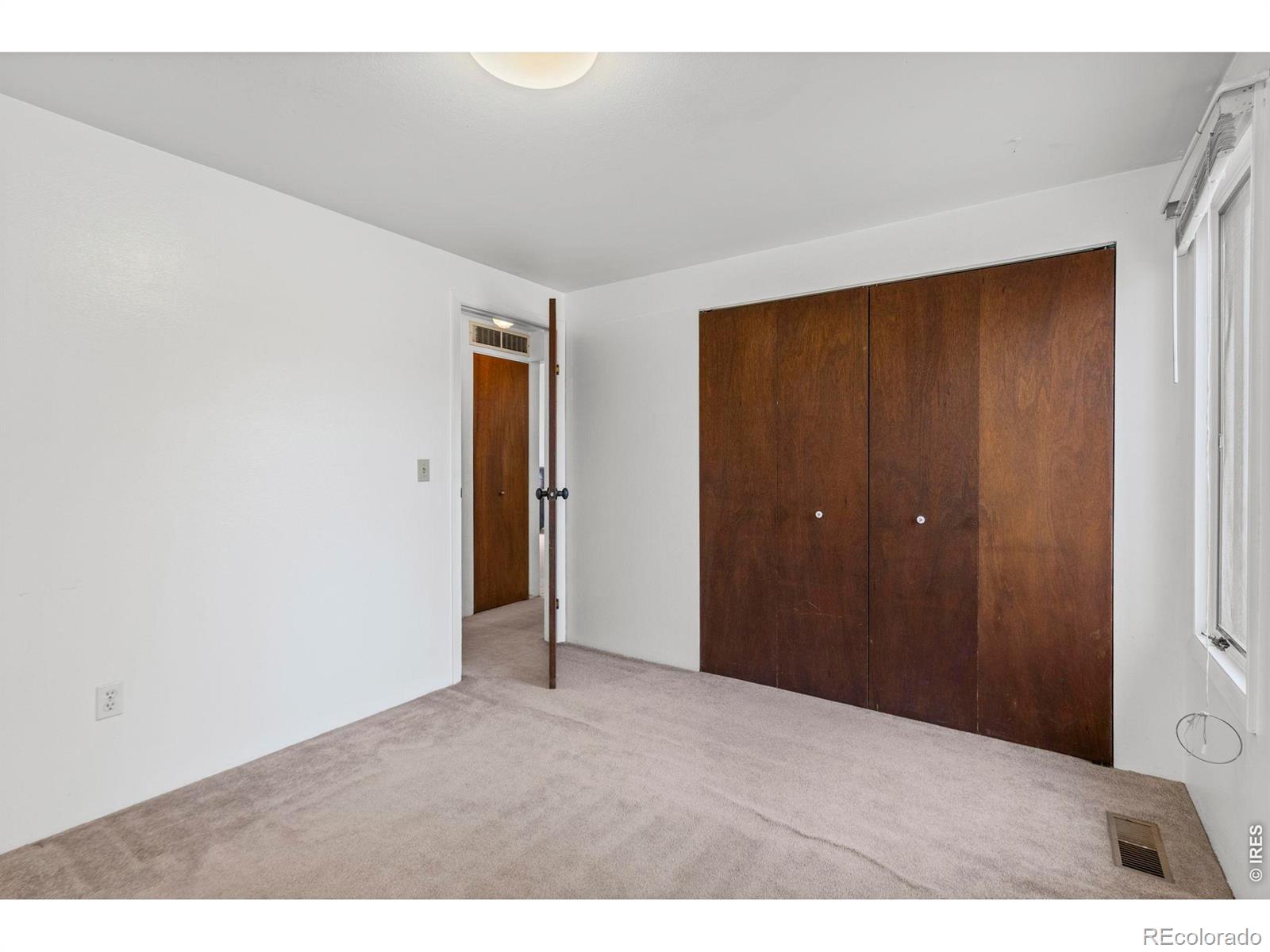 MLS Image #5 for 512  locust grove drive,fort collins, Colorado