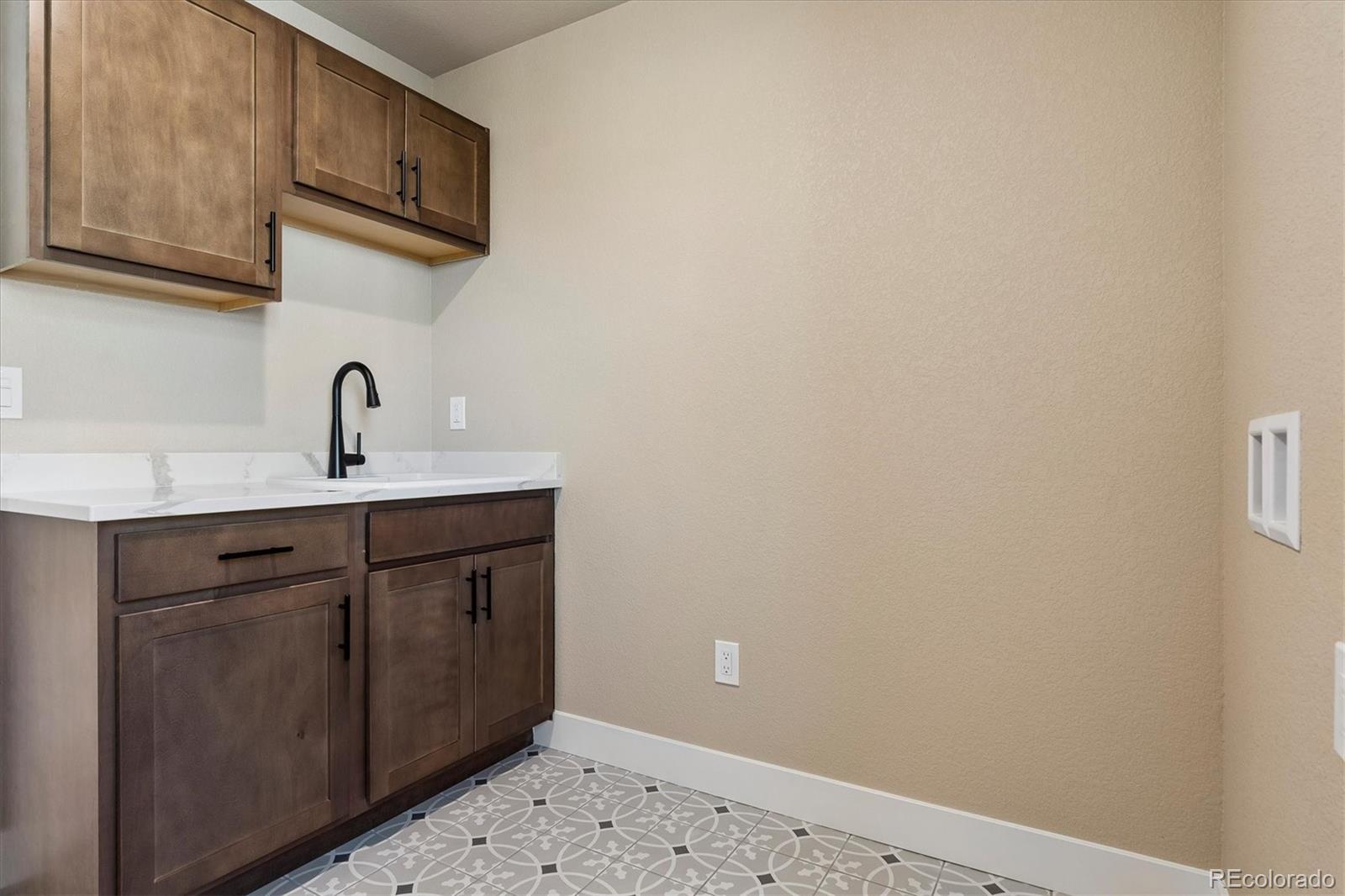 MLS Image #12 for 588  old grotto drive,monument, Colorado
