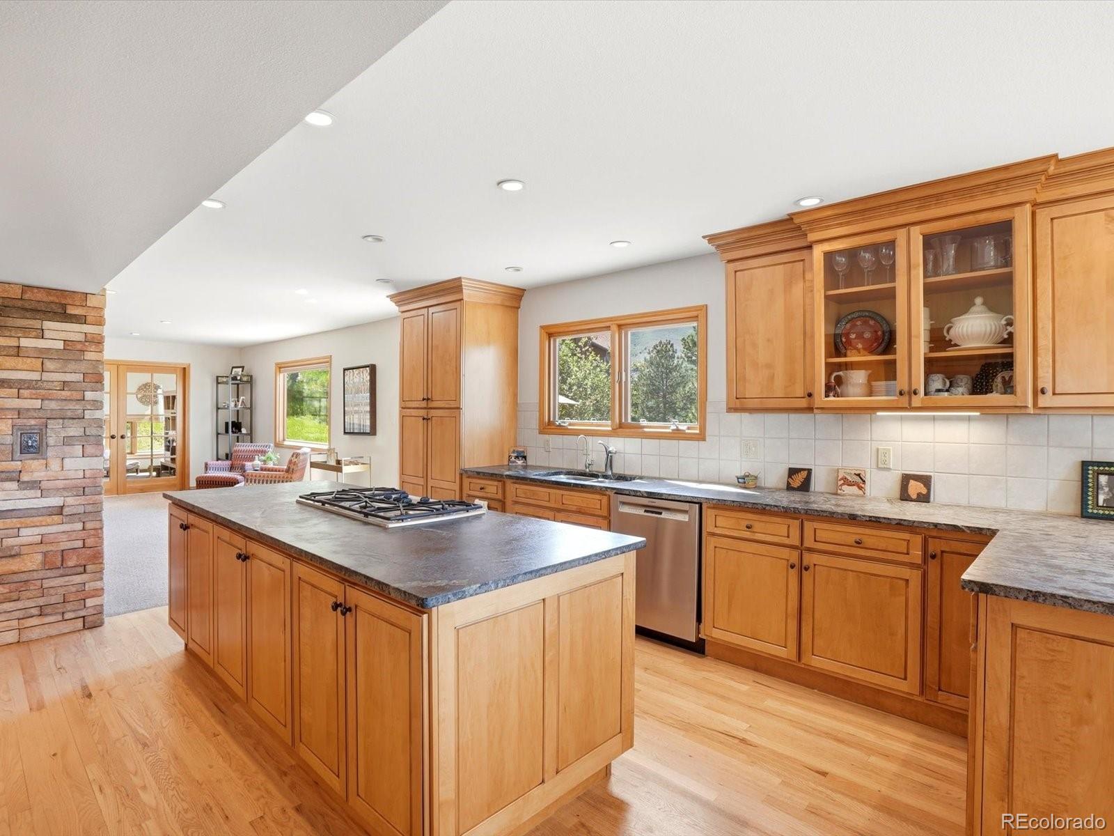 MLS Image #12 for 2671  crestridge court,boulder, Colorado