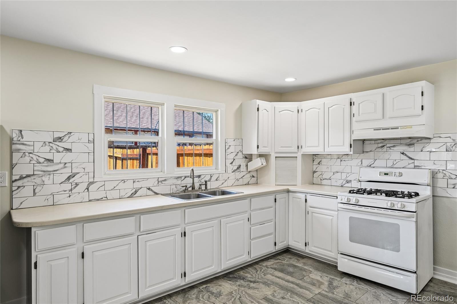 MLS Image #4 for 1568  beeler street,aurora, Colorado
