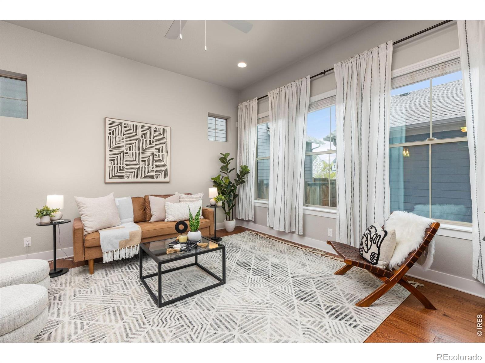 MLS Image #13 for 10080 e 59th drive ,denver, Colorado