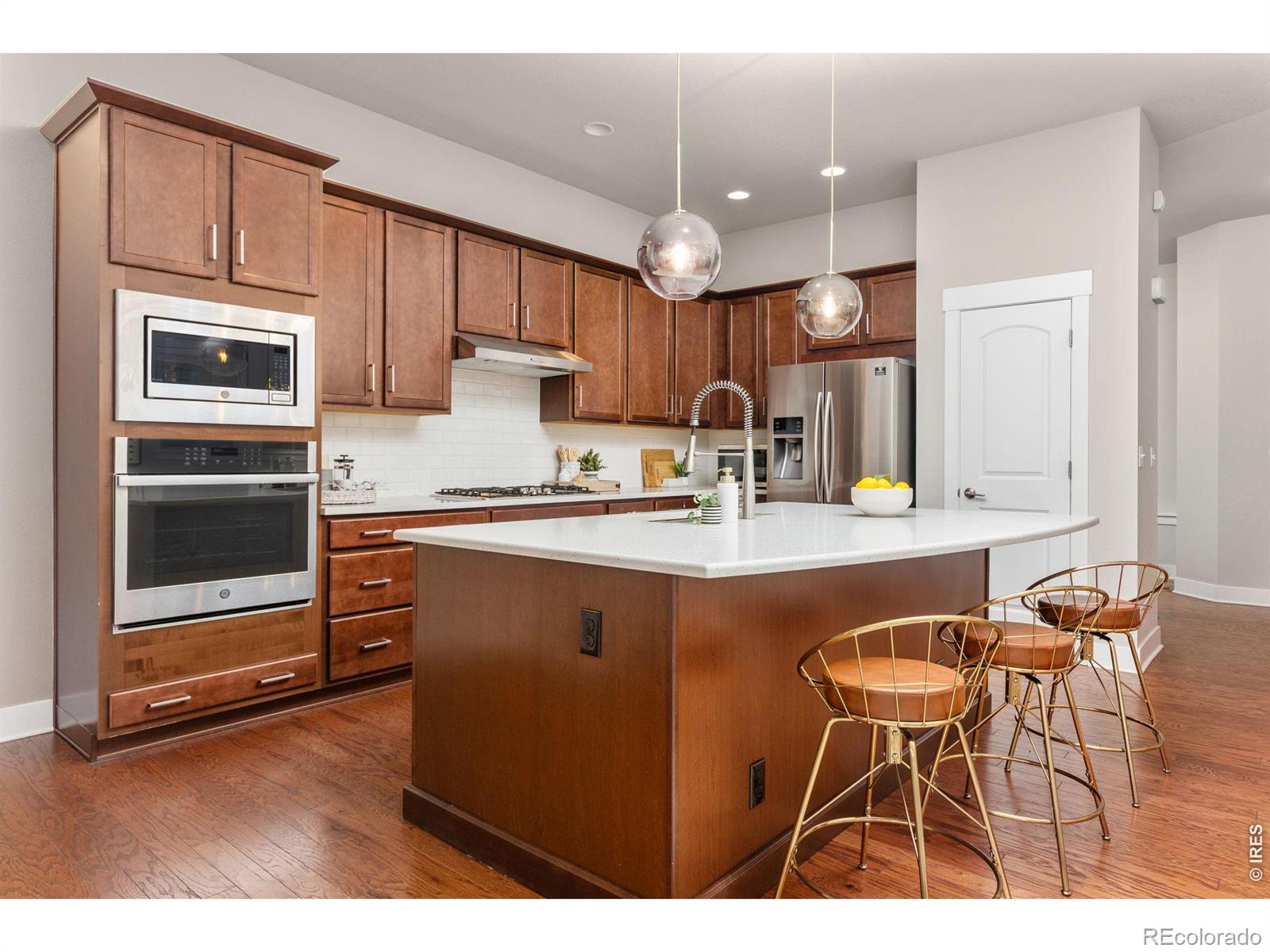 MLS Image #8 for 10080 e 59th drive ,denver, Colorado