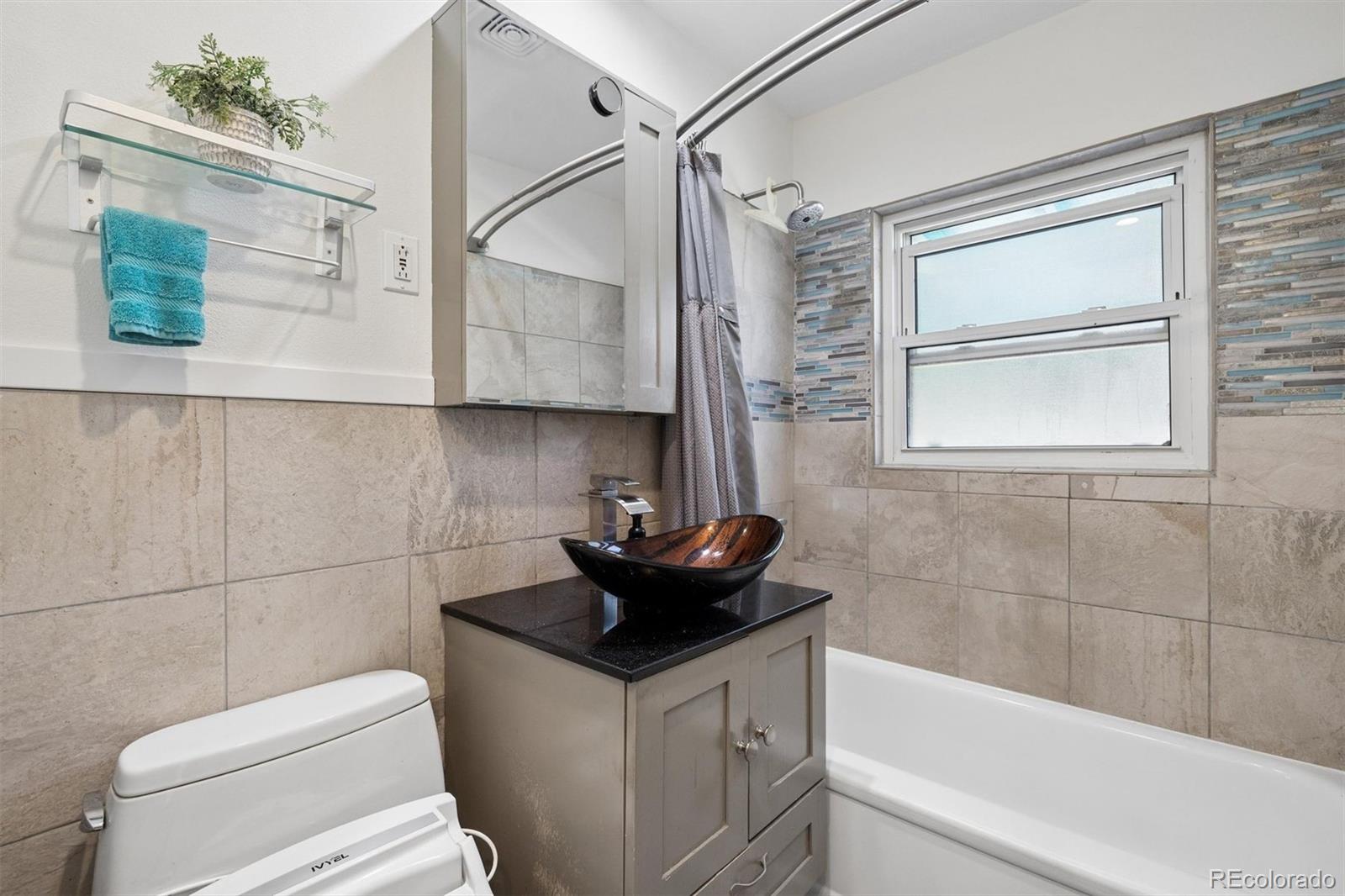 MLS Image #18 for 5040 e dartmouth avenue,denver, Colorado
