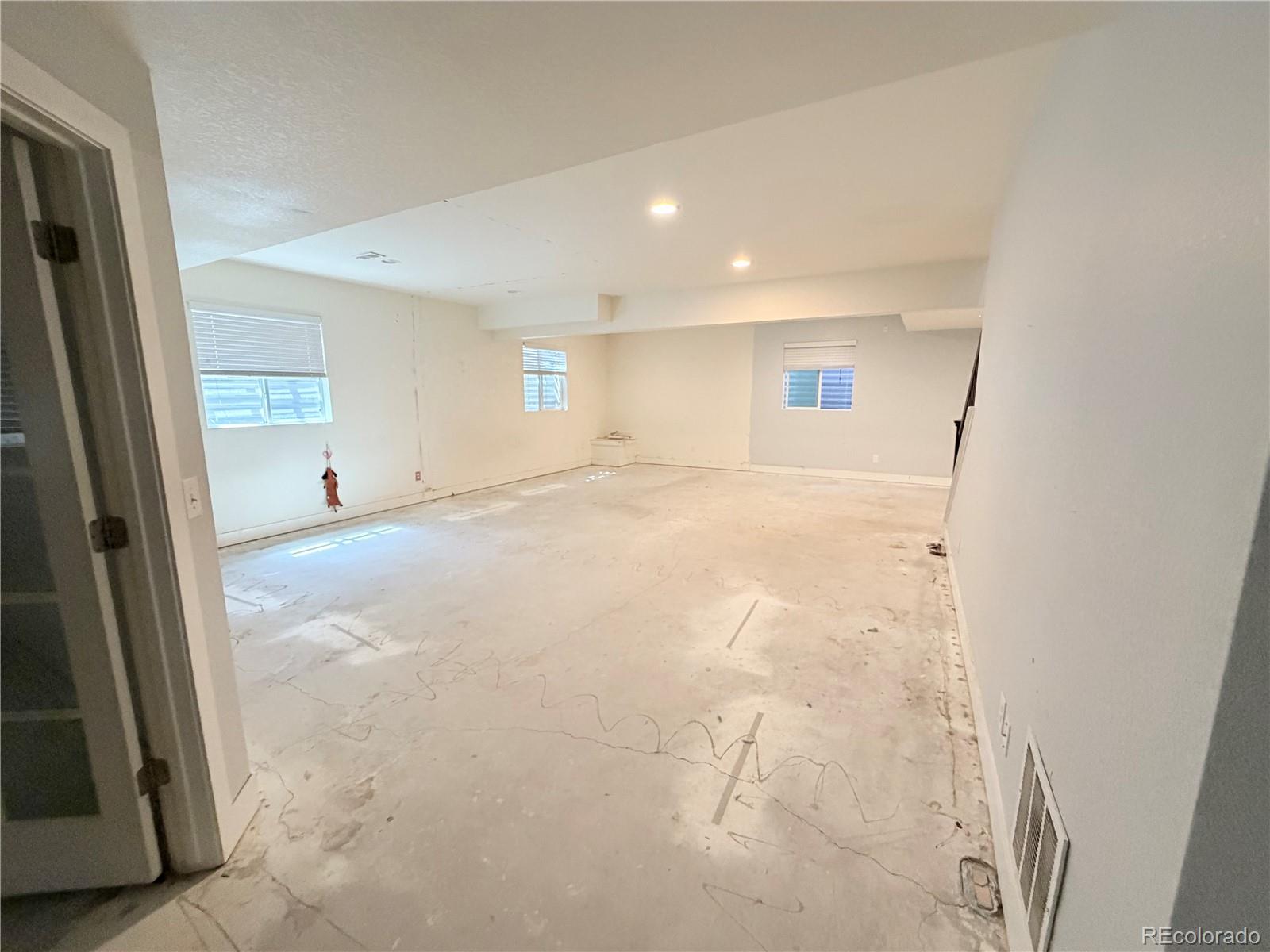 MLS Image #11 for 6364 s harvest street,aurora, Colorado