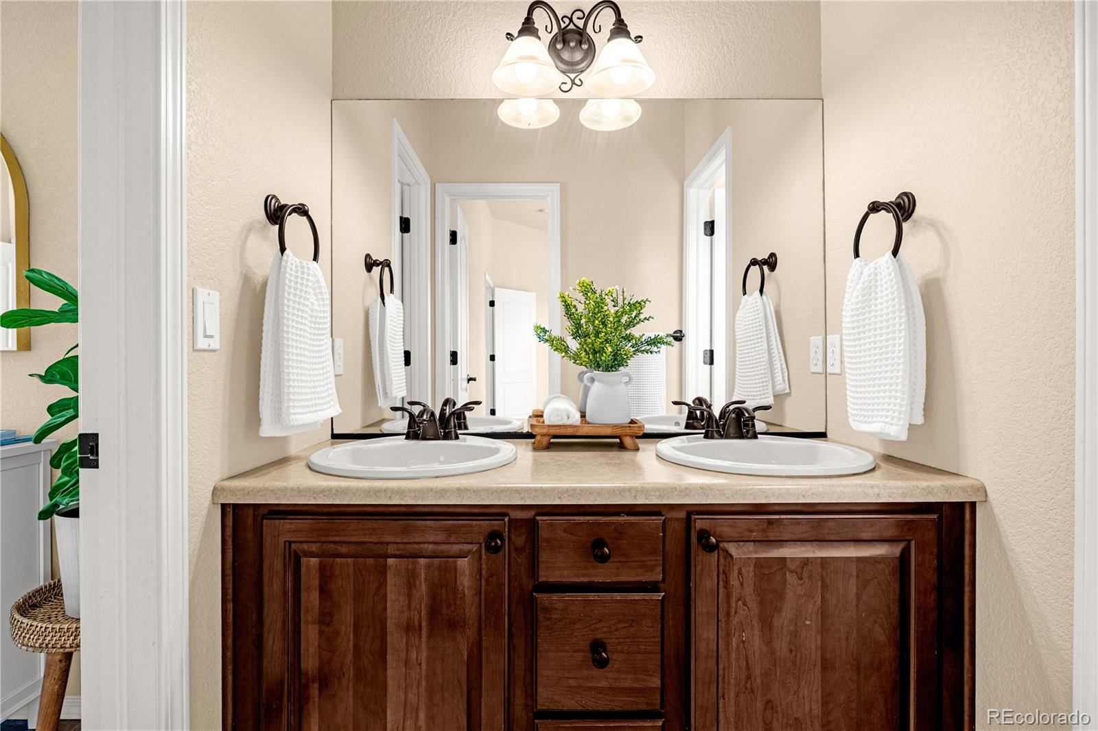 MLS Image #21 for 13896  windy oaks road,colorado springs, Colorado