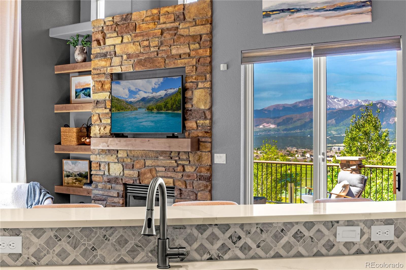 MLS Image #4 for 13896  windy oaks road,colorado springs, Colorado