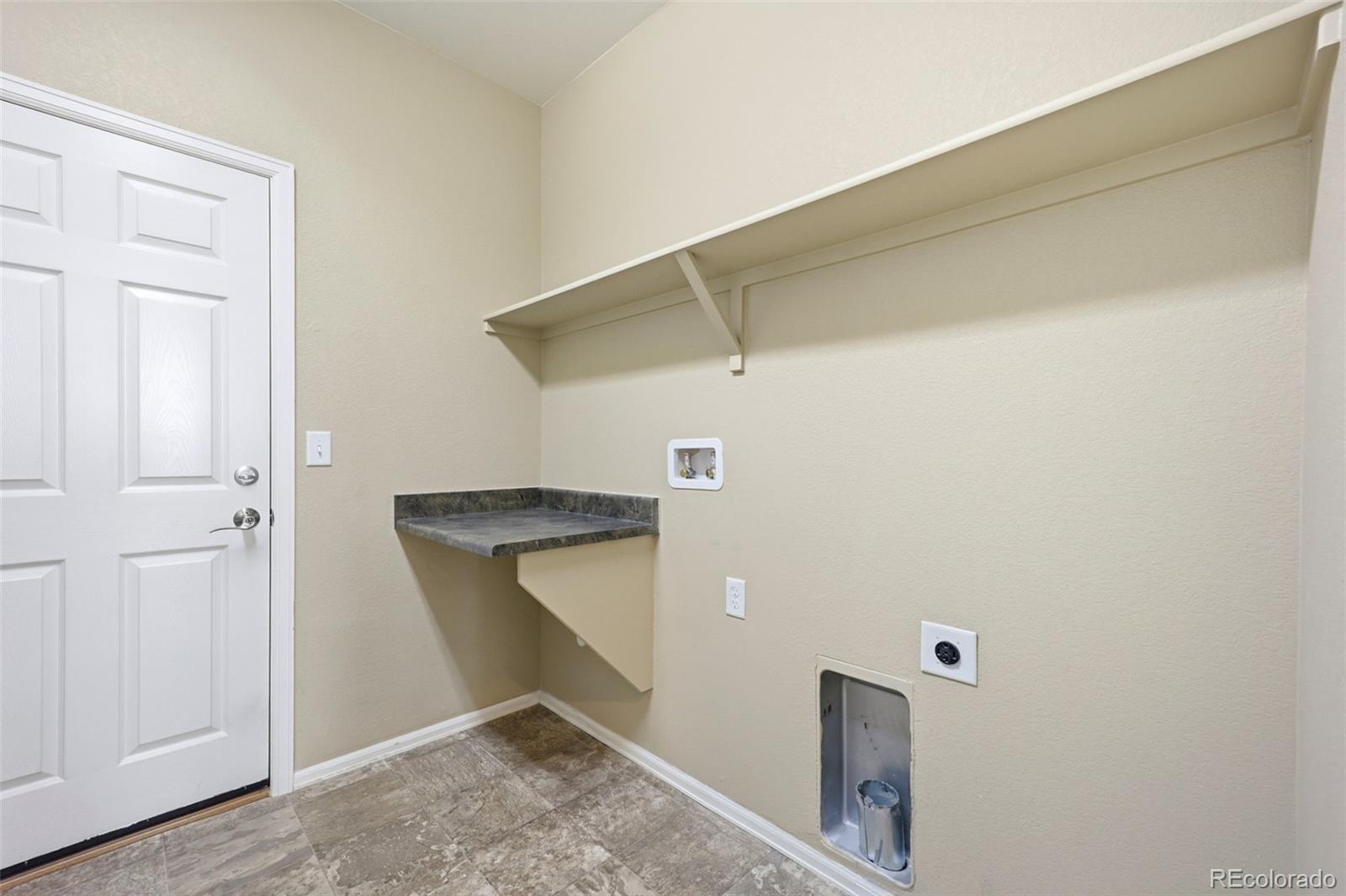 MLS Image #14 for 42007  westchester circle,elizabeth, Colorado