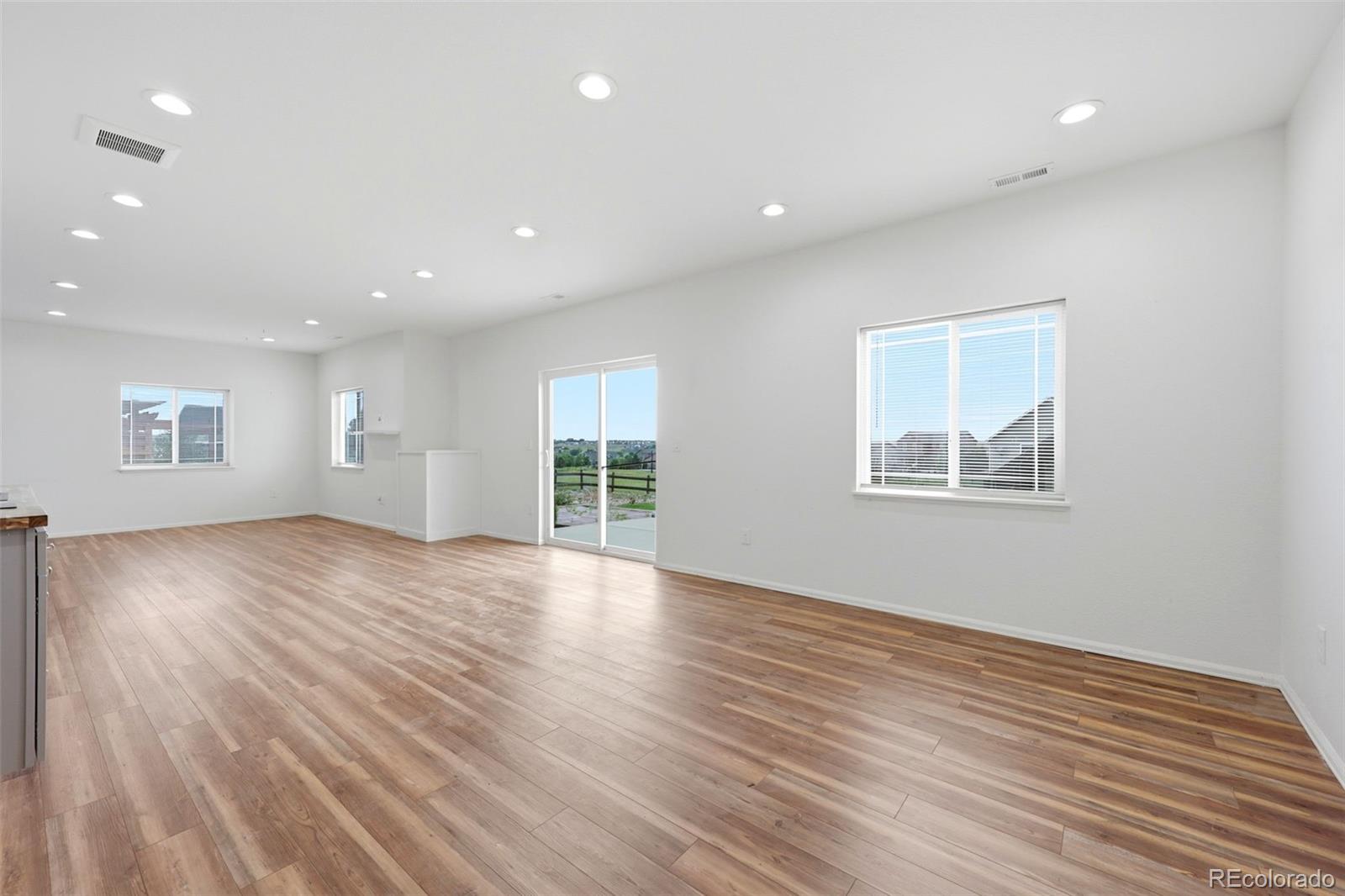 MLS Image #40 for 42007  westchester circle,elizabeth, Colorado