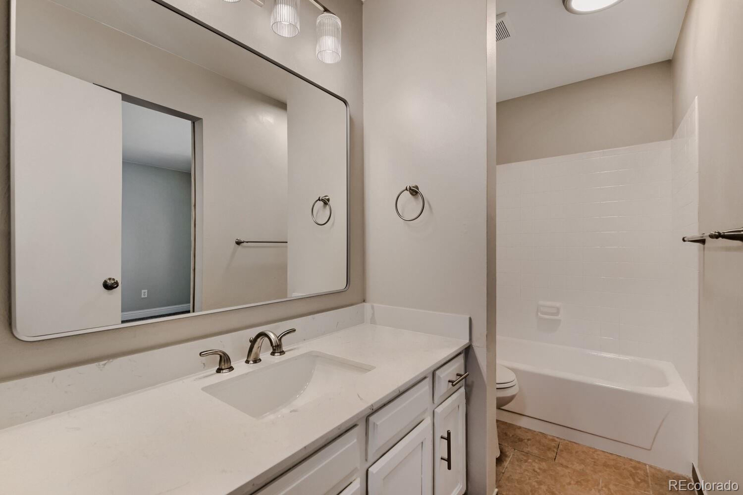 MLS Image #11 for 4390  cathay street,denver, Colorado