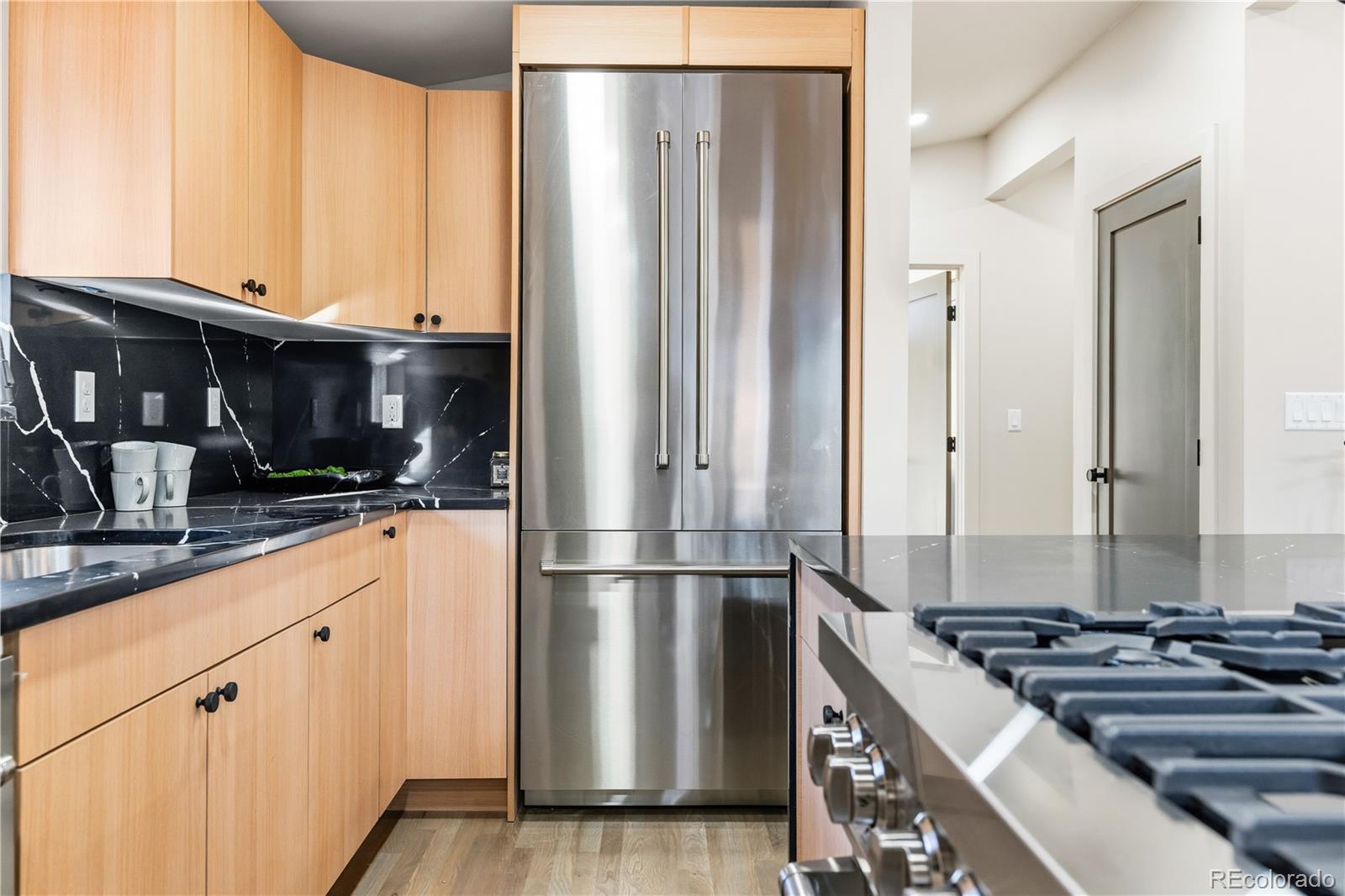 MLS Image #9 for 2440 s meade street,denver, Colorado