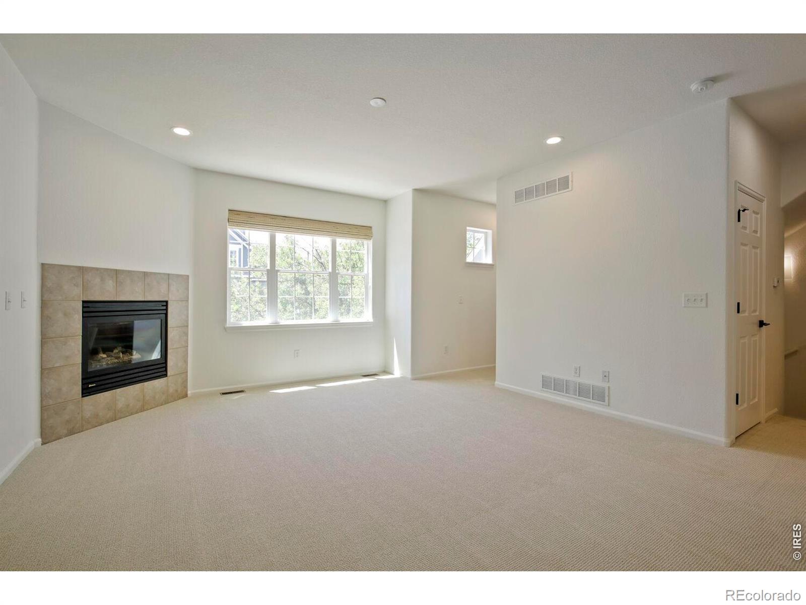 MLS Image #6 for 2215  watersong circle,longmont, Colorado