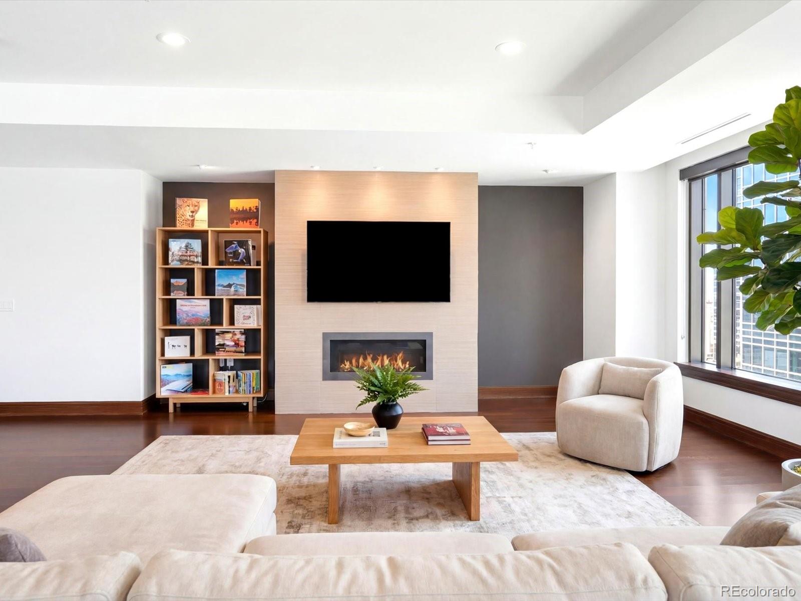 MLS Image #2 for 1133  14th street 1830,denver, Colorado