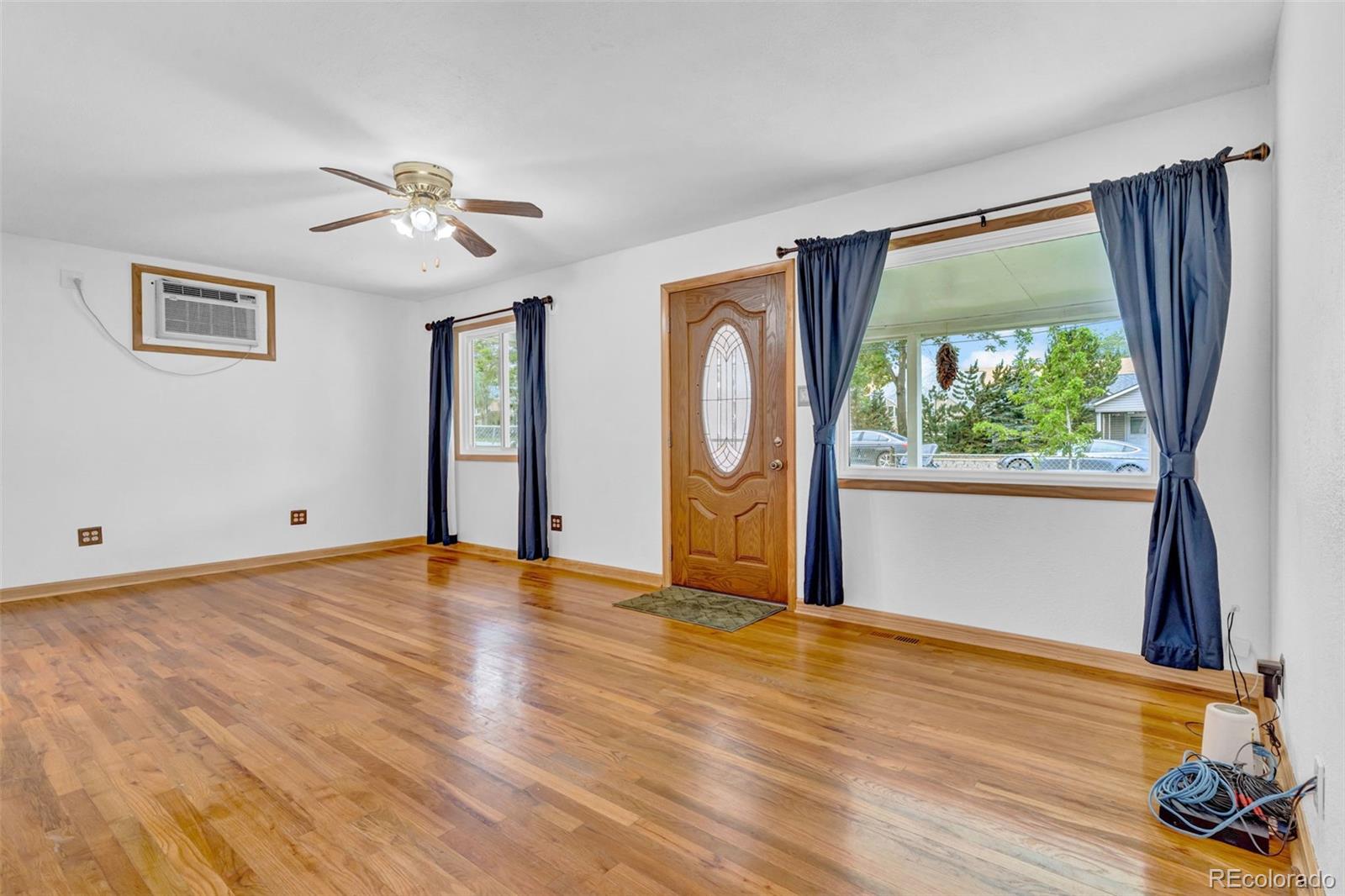MLS Image #2 for 7440  oneida street,commerce city, Colorado