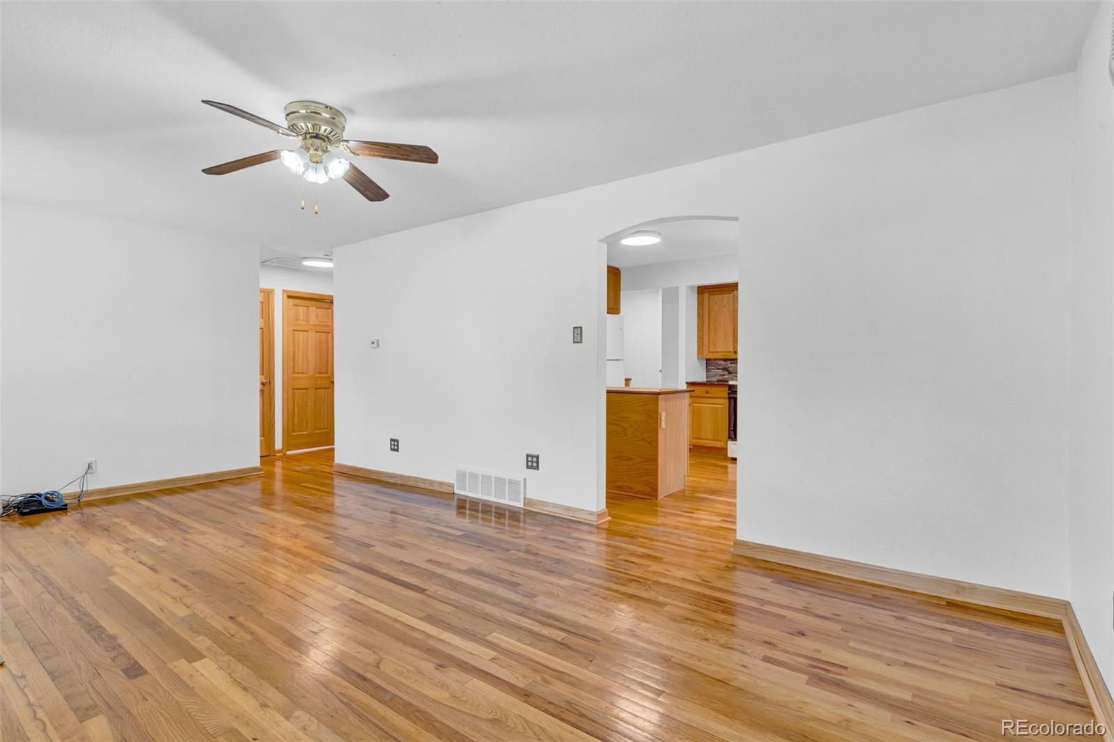 MLS Image #4 for 7440  oneida street,commerce city, Colorado