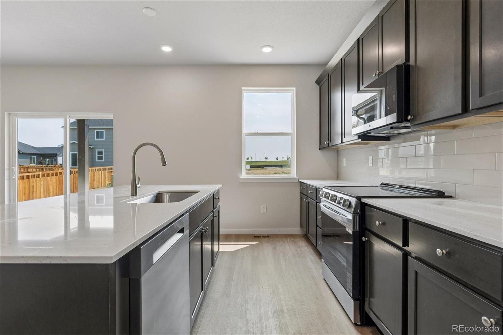 MLS Image #10 for 3642  sandreed street,dacono, Colorado