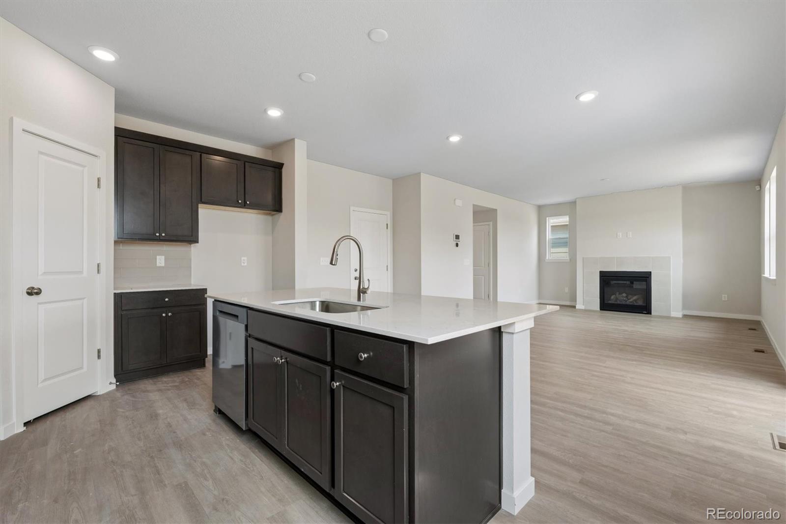 MLS Image #9 for 3642  sandreed street,dacono, Colorado