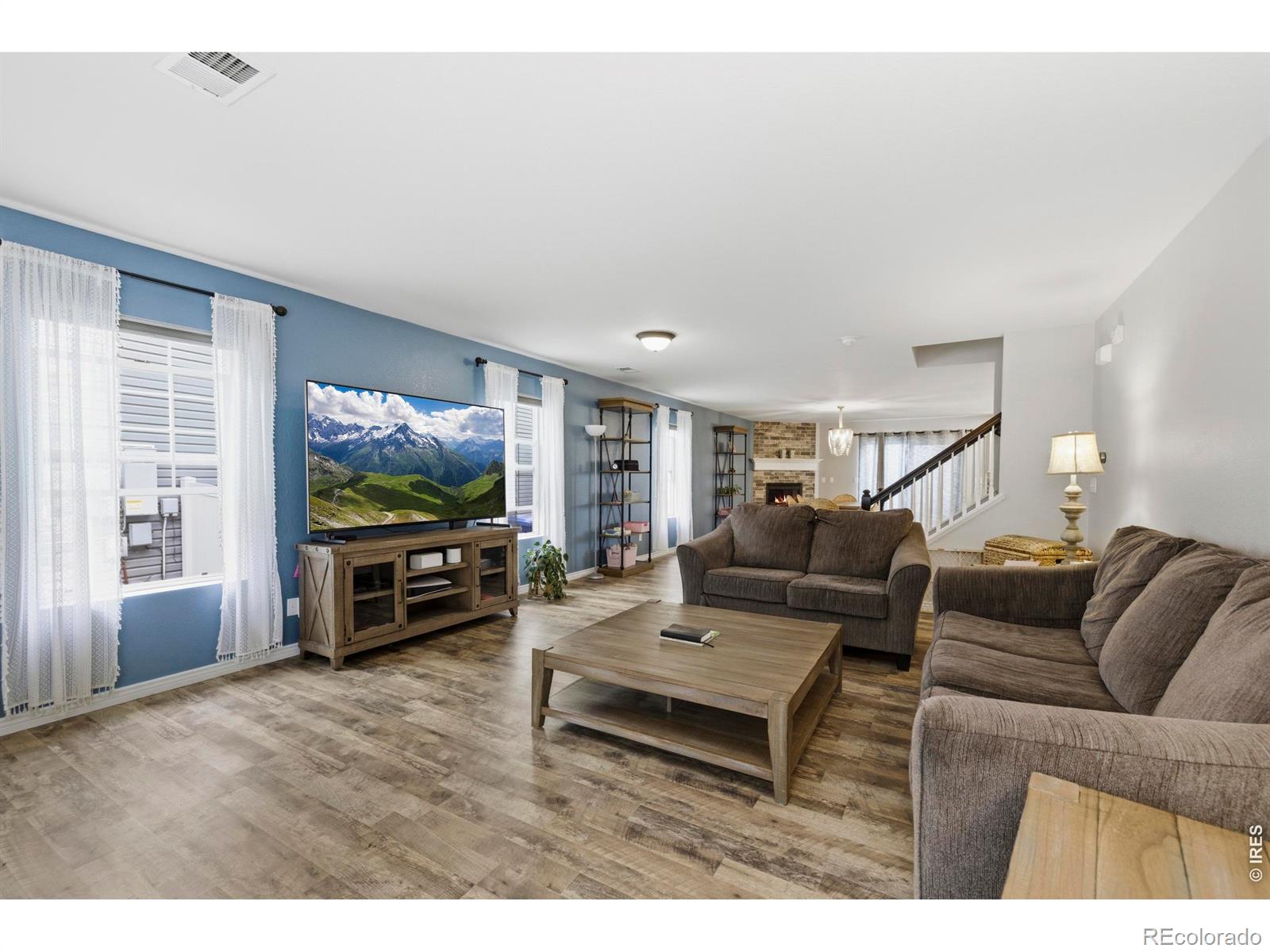 MLS Image #3 for 3954  heatherwood circle,johnstown, Colorado