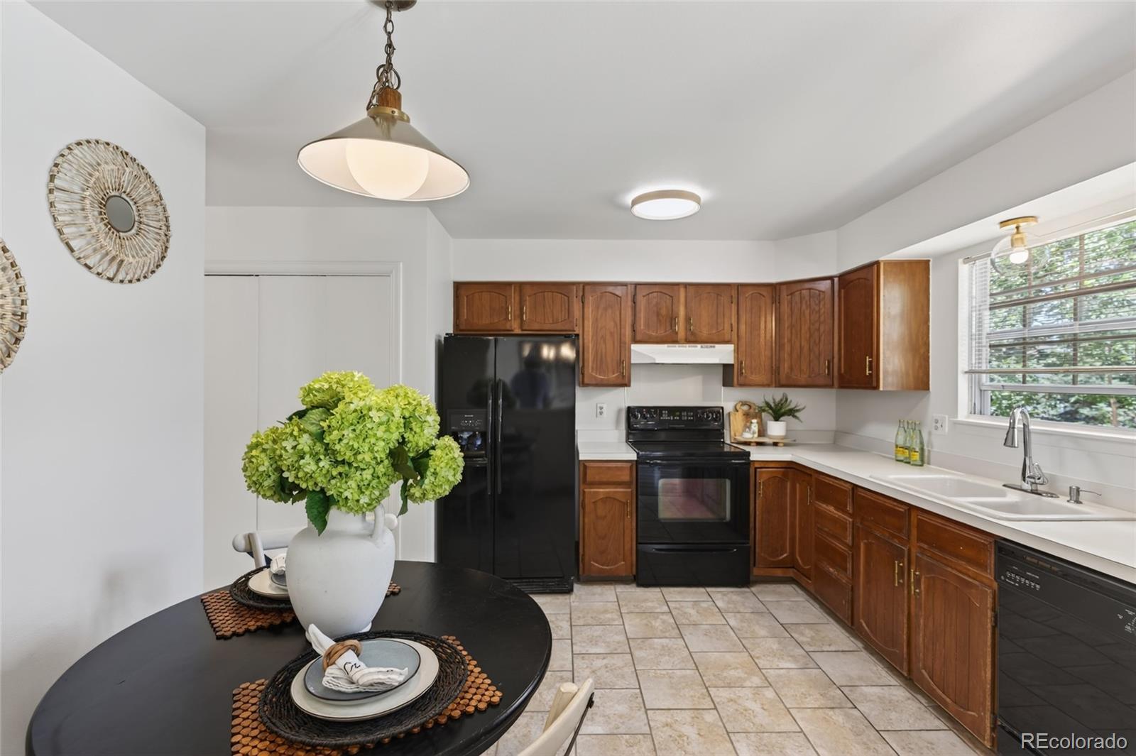 MLS Image #5 for 6391 e geddes avenue,englewood, Colorado