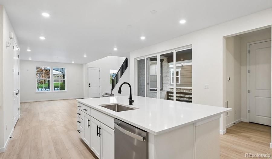 MLS Image #8 for 8761  whiptail loop,littleton, Colorado