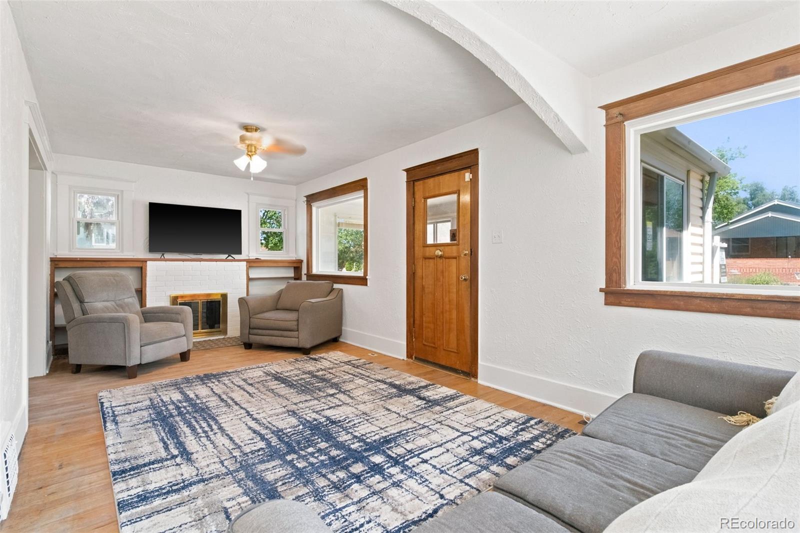 MLS Image #8 for 1769  spruce street,denver, Colorado
