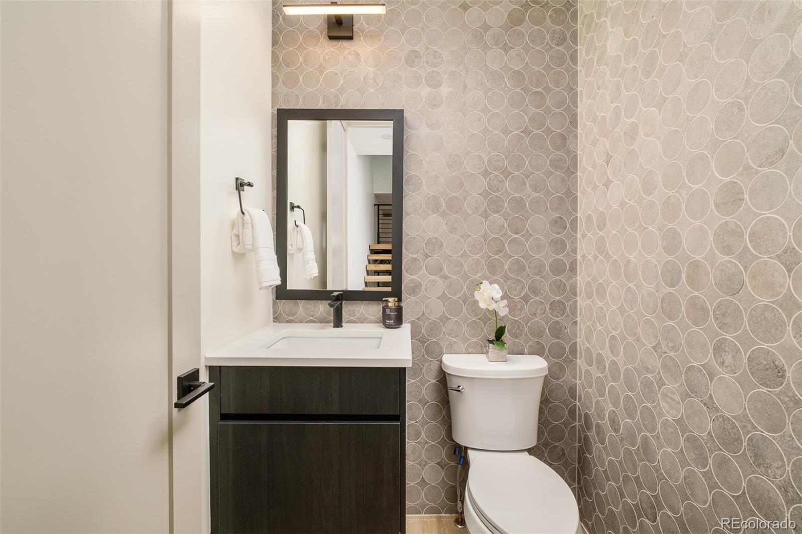 MLS Image #12 for 3416  lawrence street,denver, Colorado