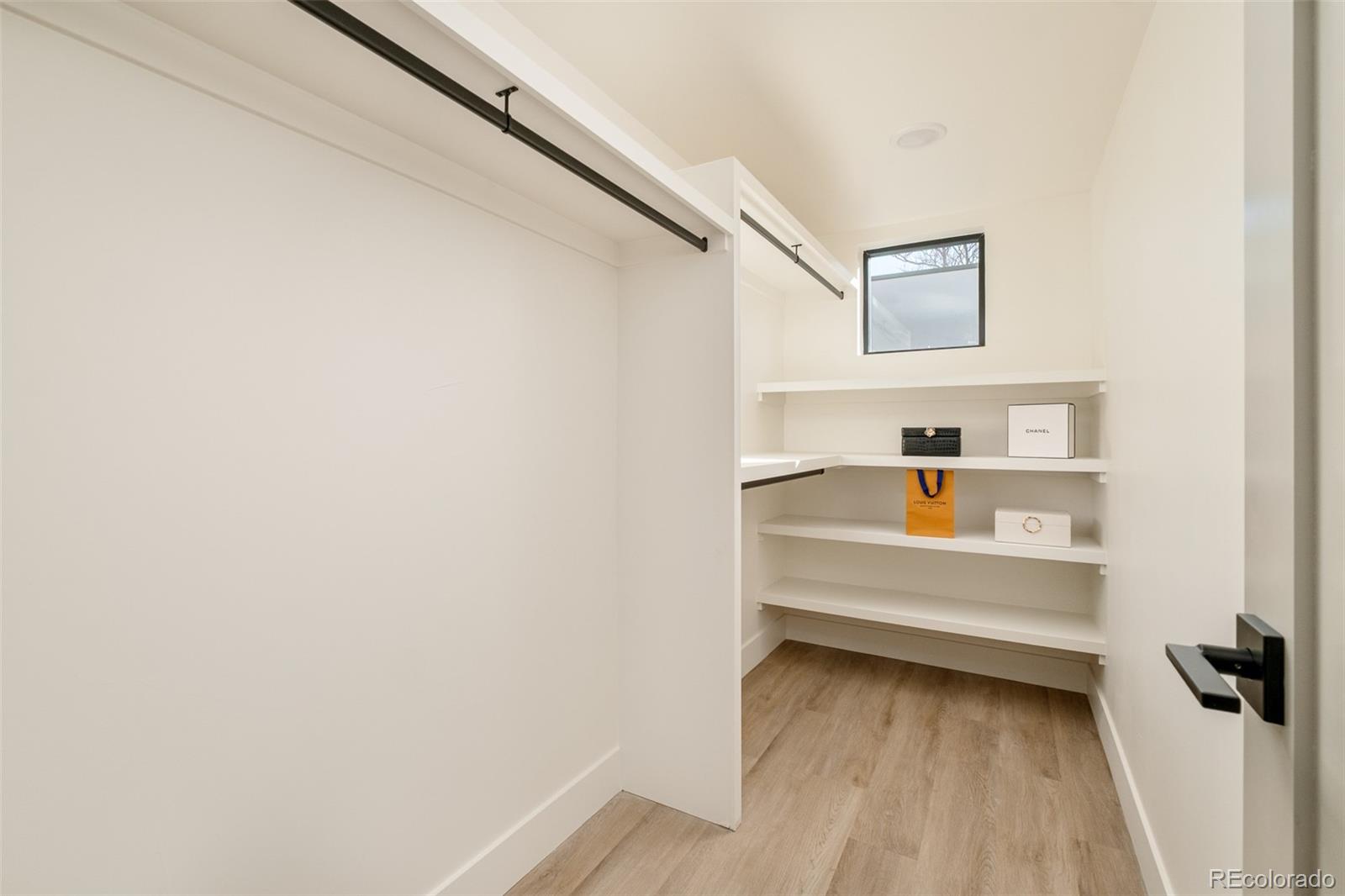 MLS Image #18 for 3416  lawrence street,denver, Colorado
