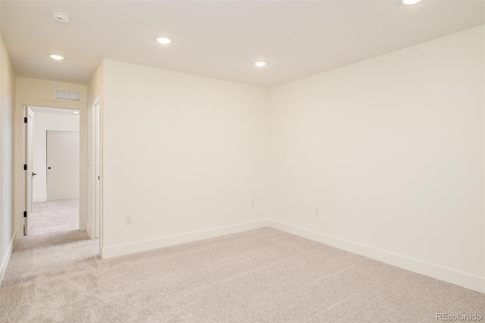 MLS Image #27 for 3416  lawrence street,denver, Colorado
