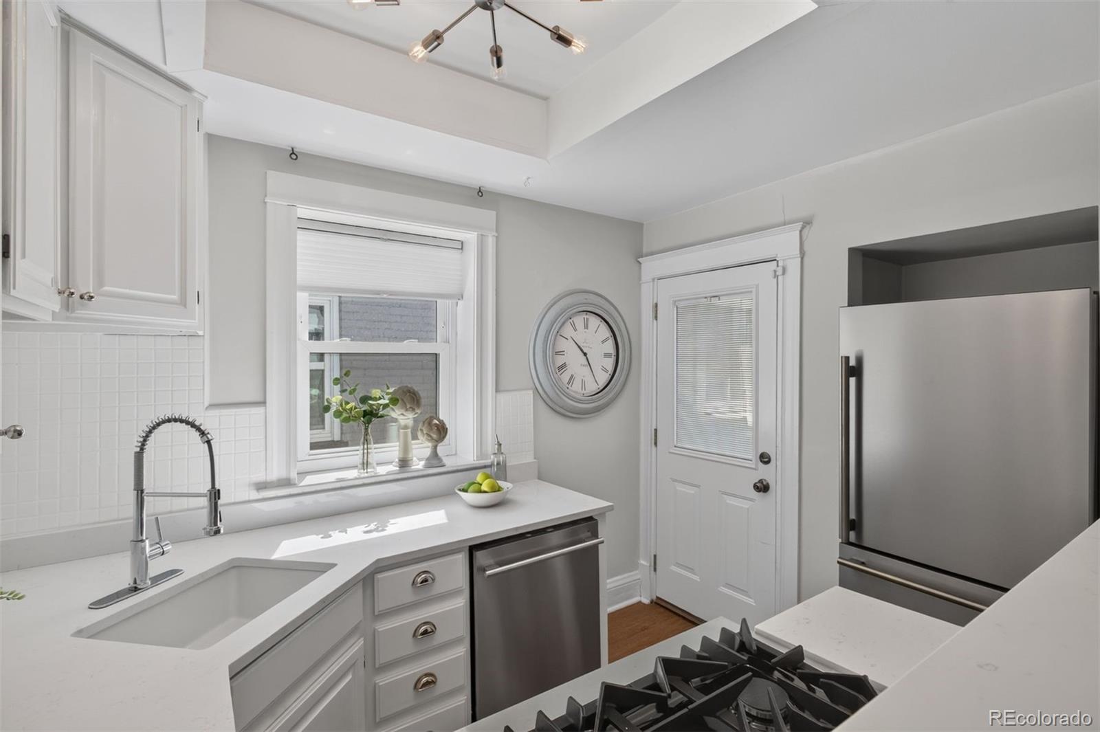 MLS Image #12 for 1030 e 4th avenue,denver, Colorado