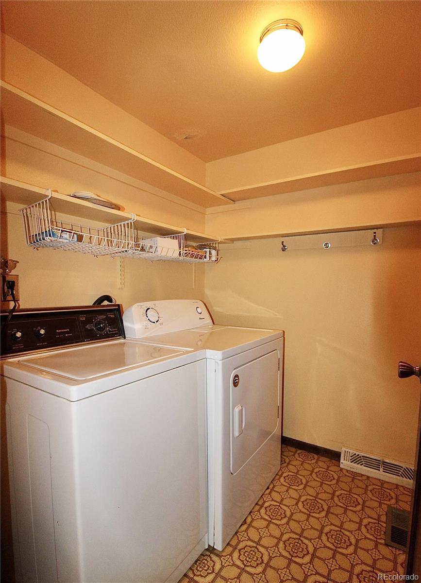 MLS Image #10 for 12625 e bates circle,aurora, Colorado