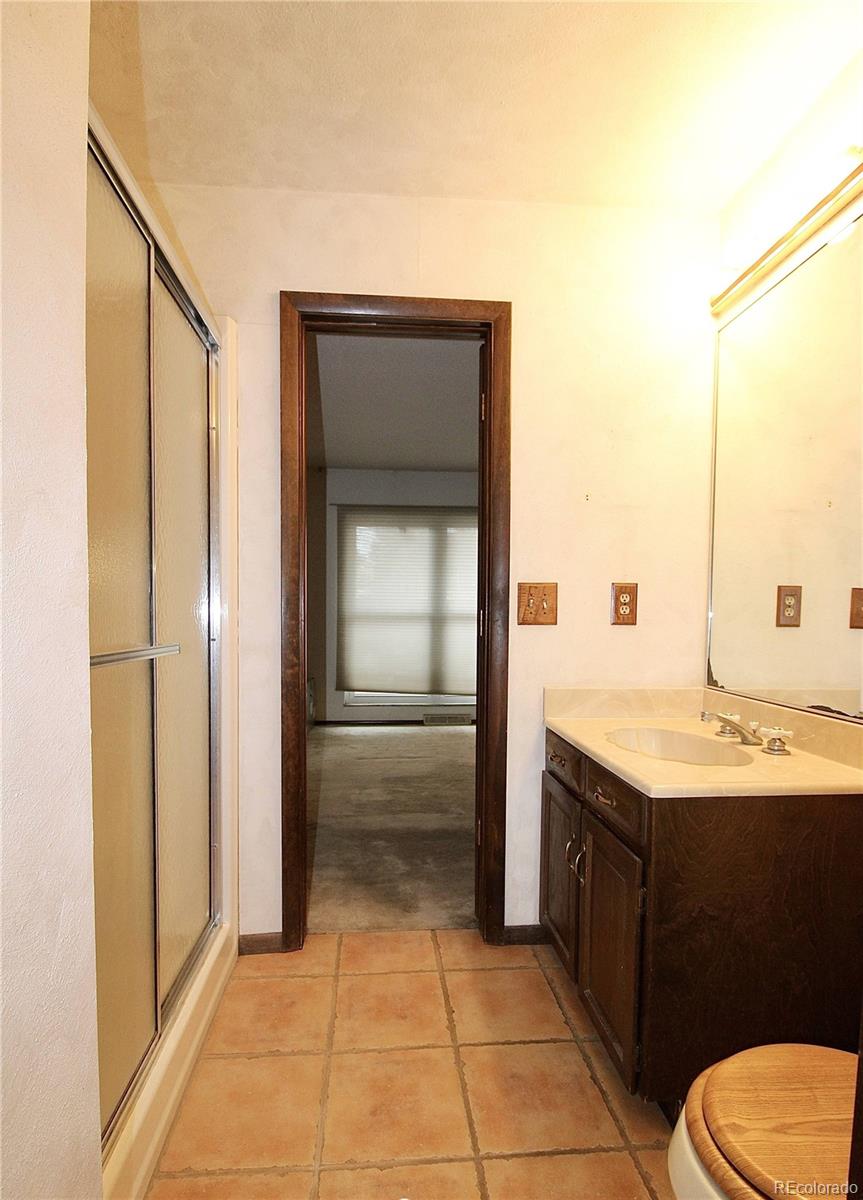 MLS Image #11 for 12625 e bates circle,aurora, Colorado