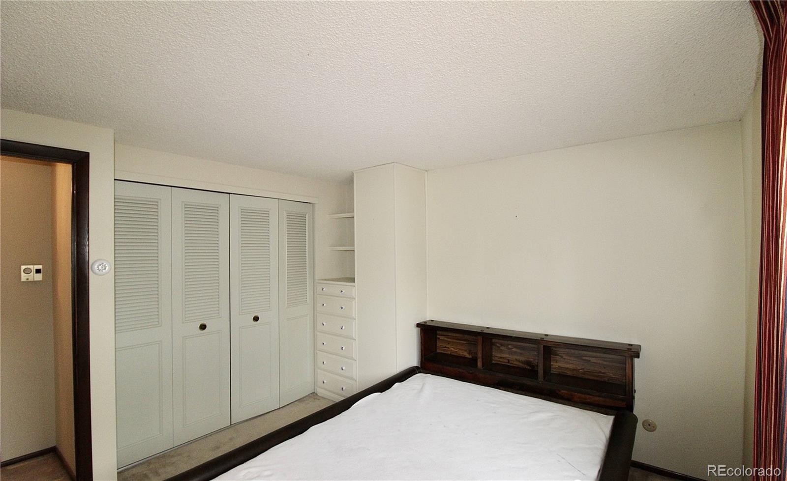 MLS Image #17 for 12625 e bates circle,aurora, Colorado
