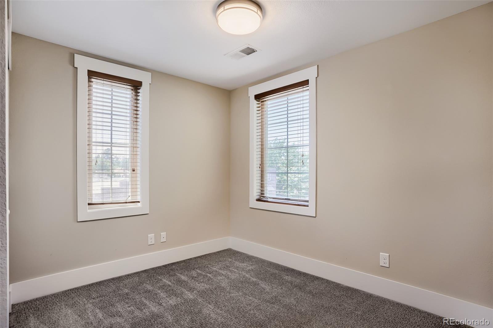 MLS Image #18 for 930 s pearl street 101,denver, Colorado