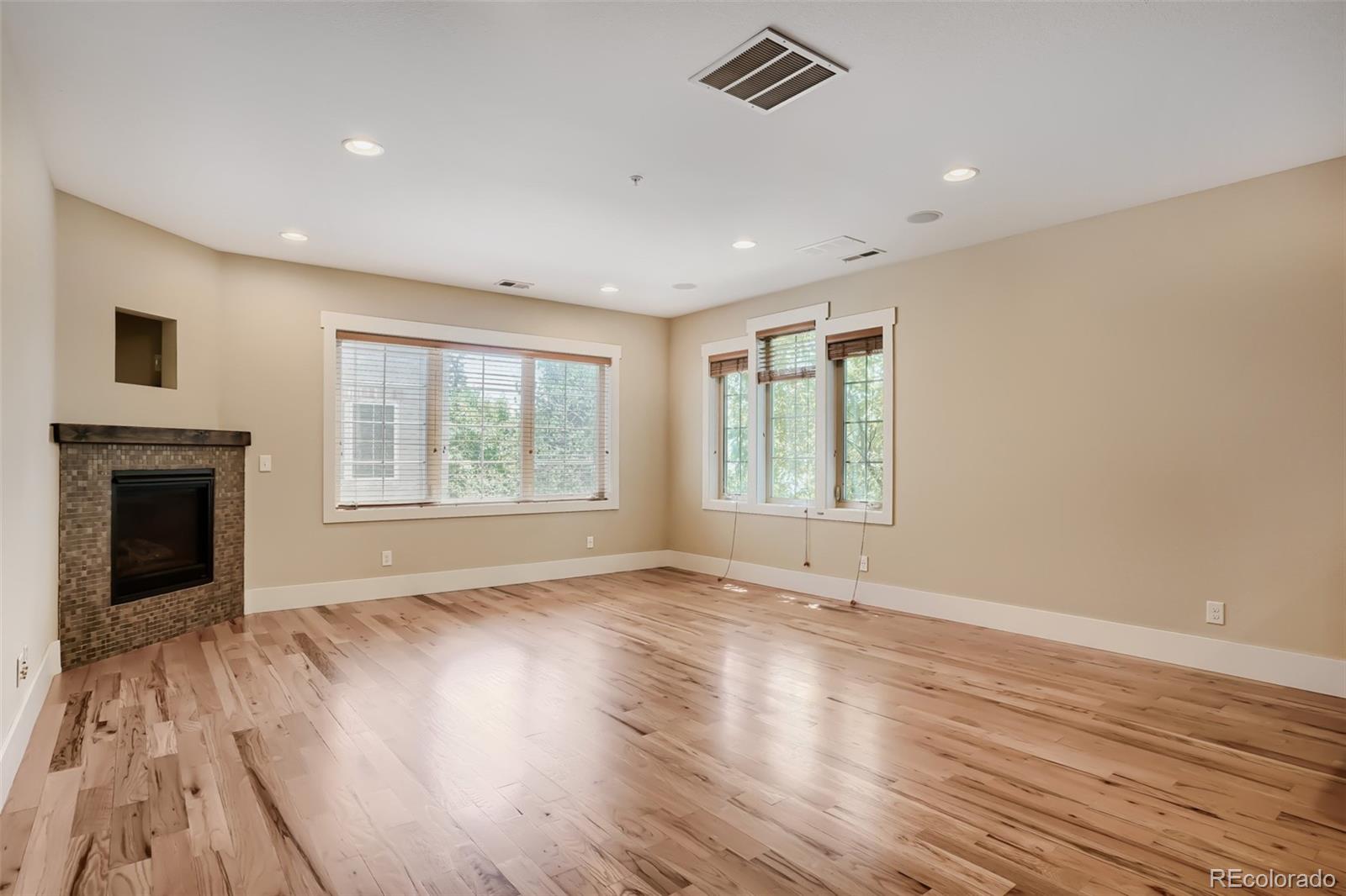 MLS Image #4 for 930 s pearl street 101,denver, Colorado