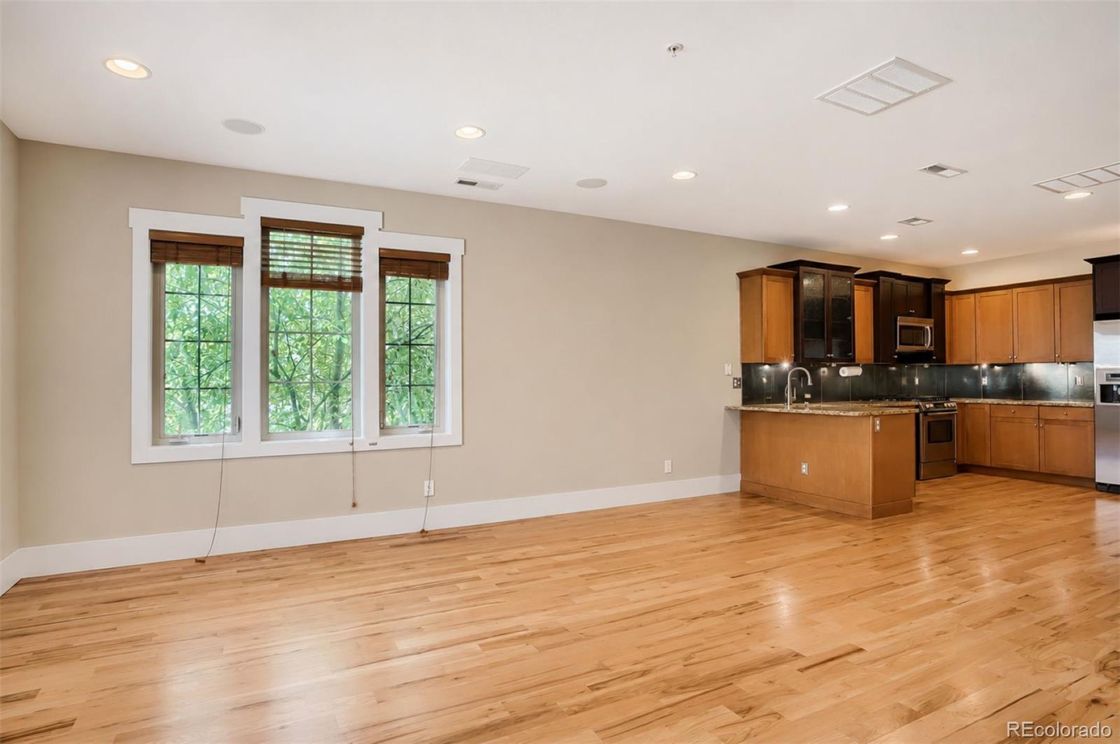 MLS Image #5 for 930 s pearl street 101,denver, Colorado