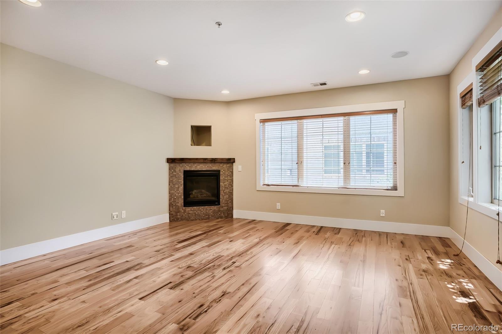 MLS Image #6 for 930 s pearl street 101,denver, Colorado