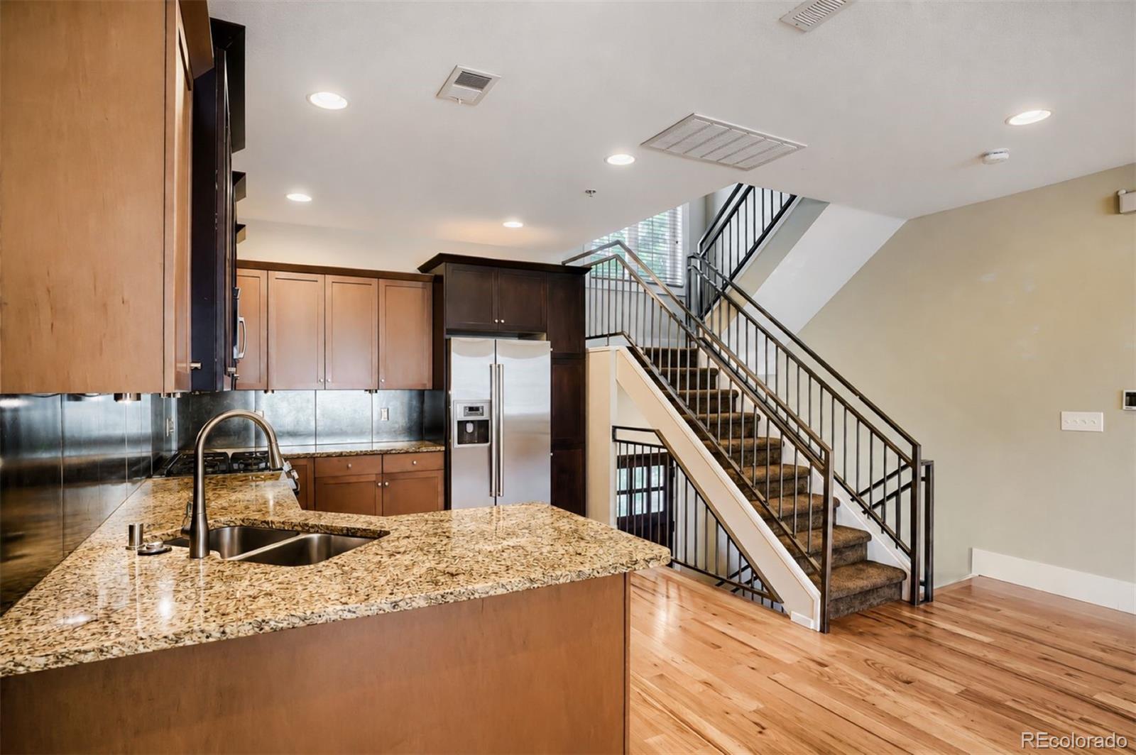 MLS Image #7 for 930 s pearl street 101,denver, Colorado