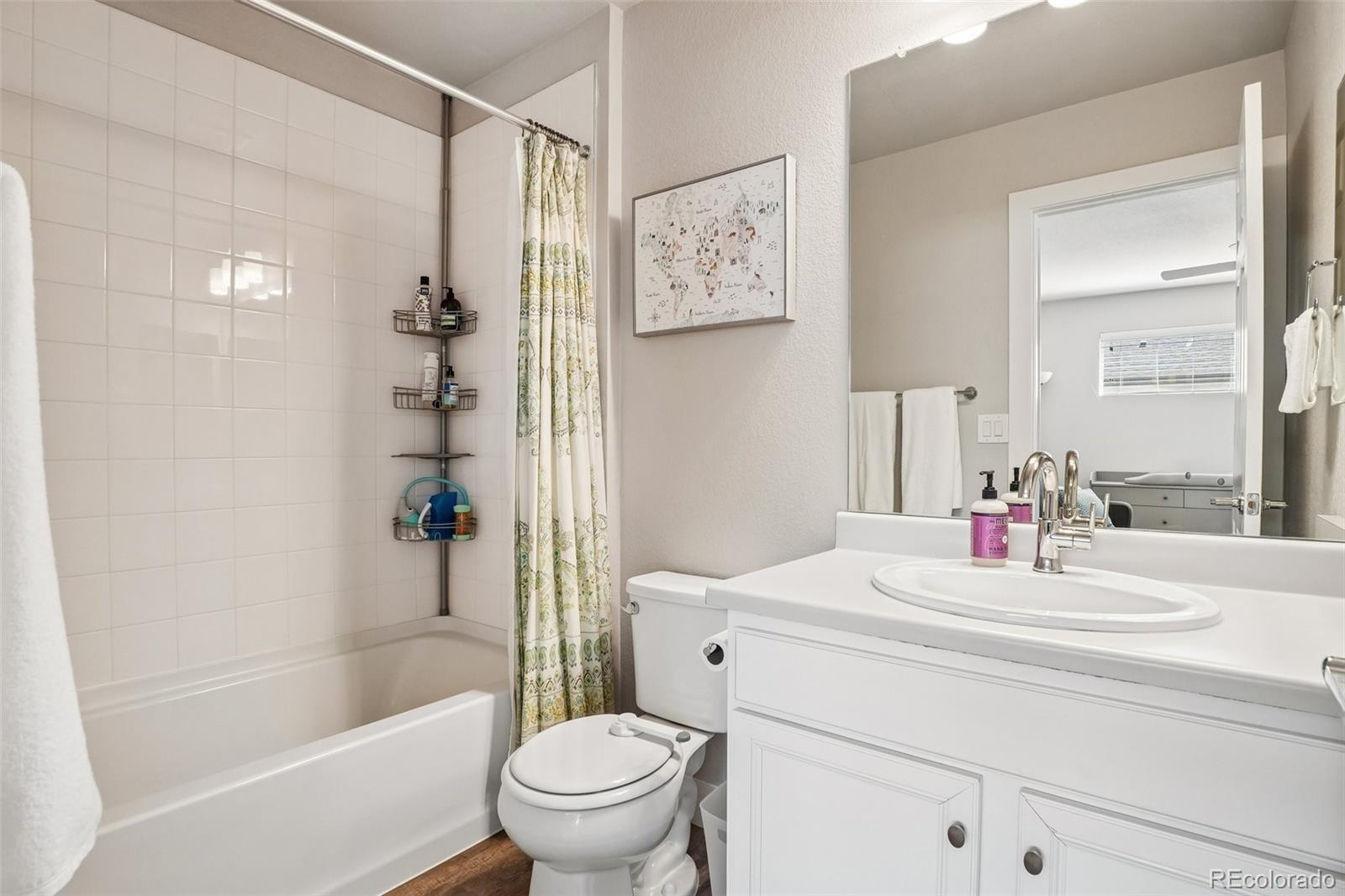 MLS Image #32 for 16021 e 47th place,denver, Colorado