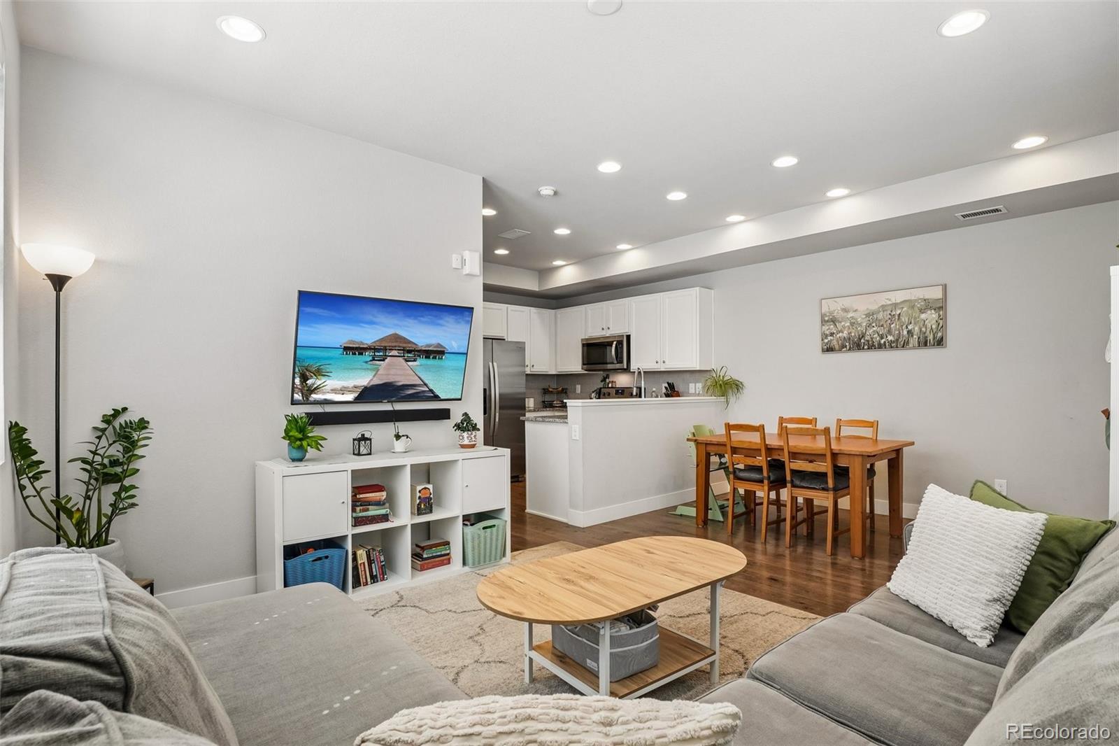 MLS Image #7 for 16021 e 47th place,denver, Colorado